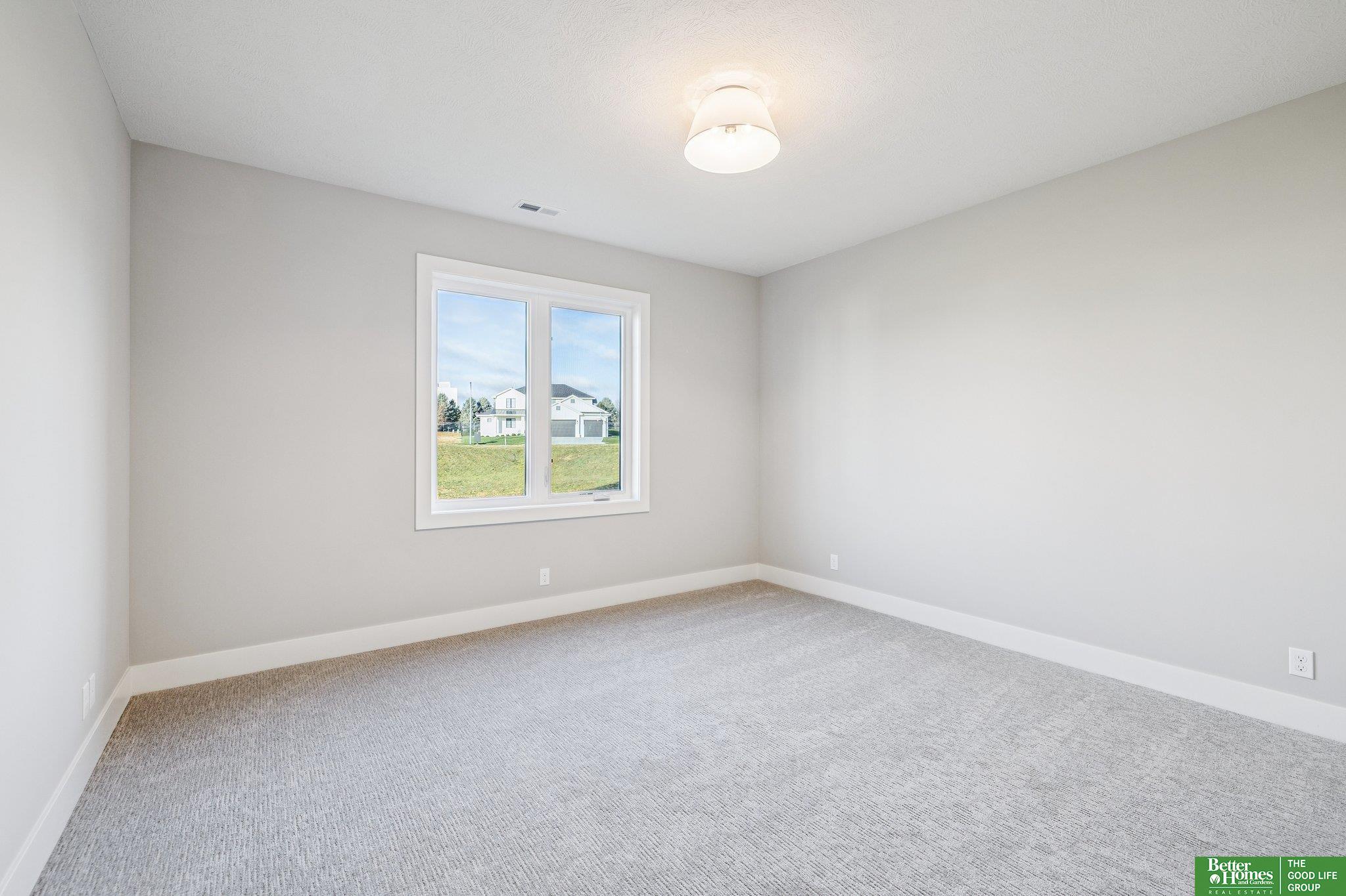 3306 212th Street, Elkhorn, NE, 68022