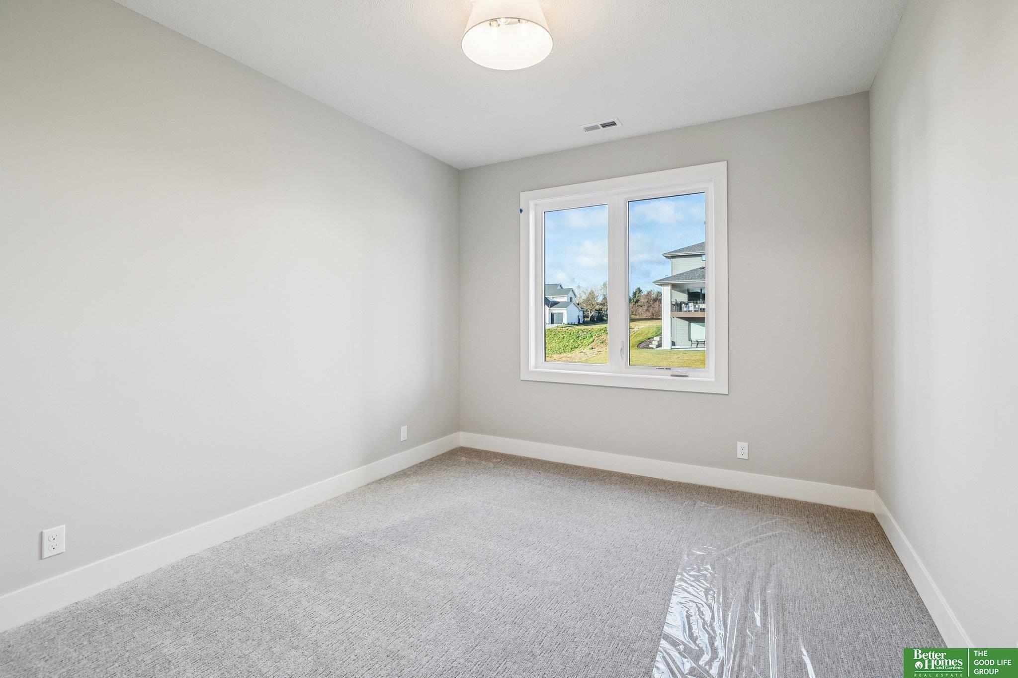 3306 212th Street, Elkhorn, NE, 68022