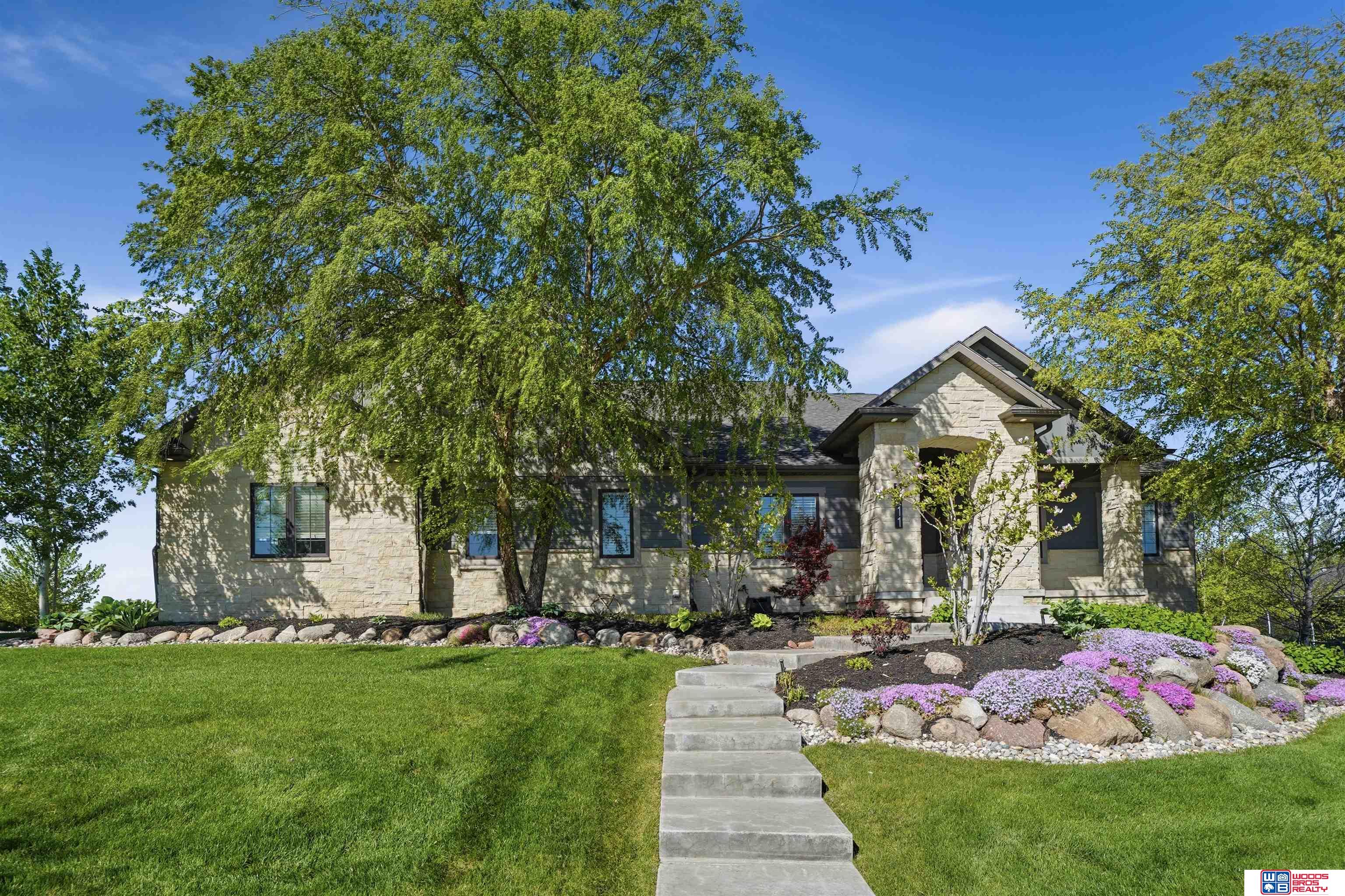 3201 Dodge Court, Omaha, NE, 68131