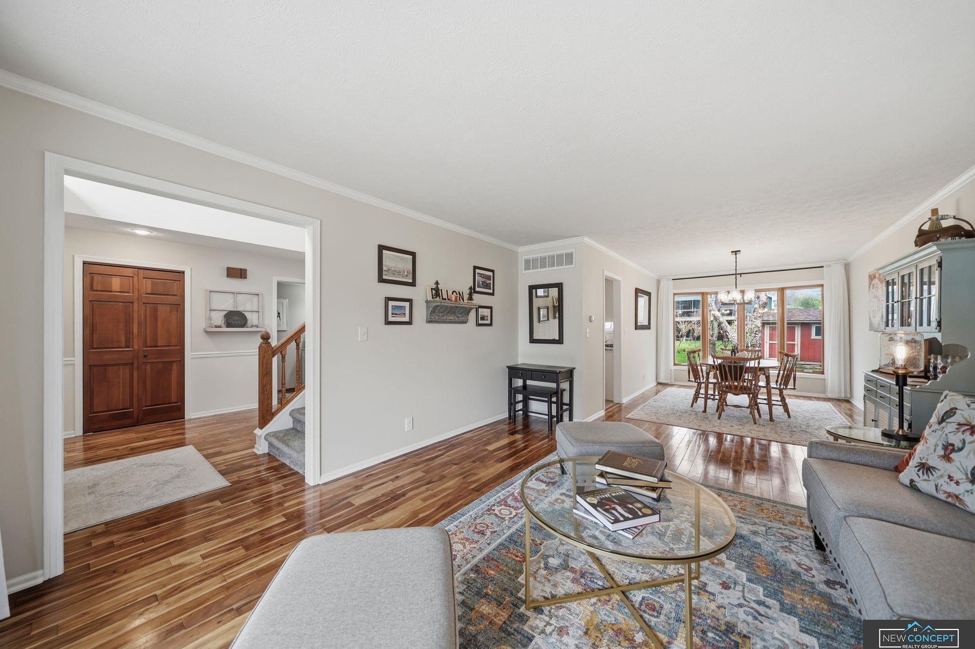 6600 Crooked Creek Drive, Lincoln, NE, 68516