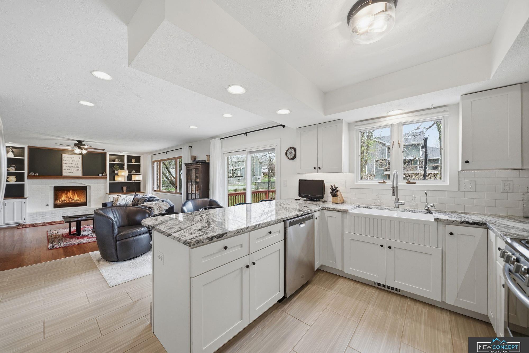 6600 Crooked Creek Drive, Lincoln, NE, 68516