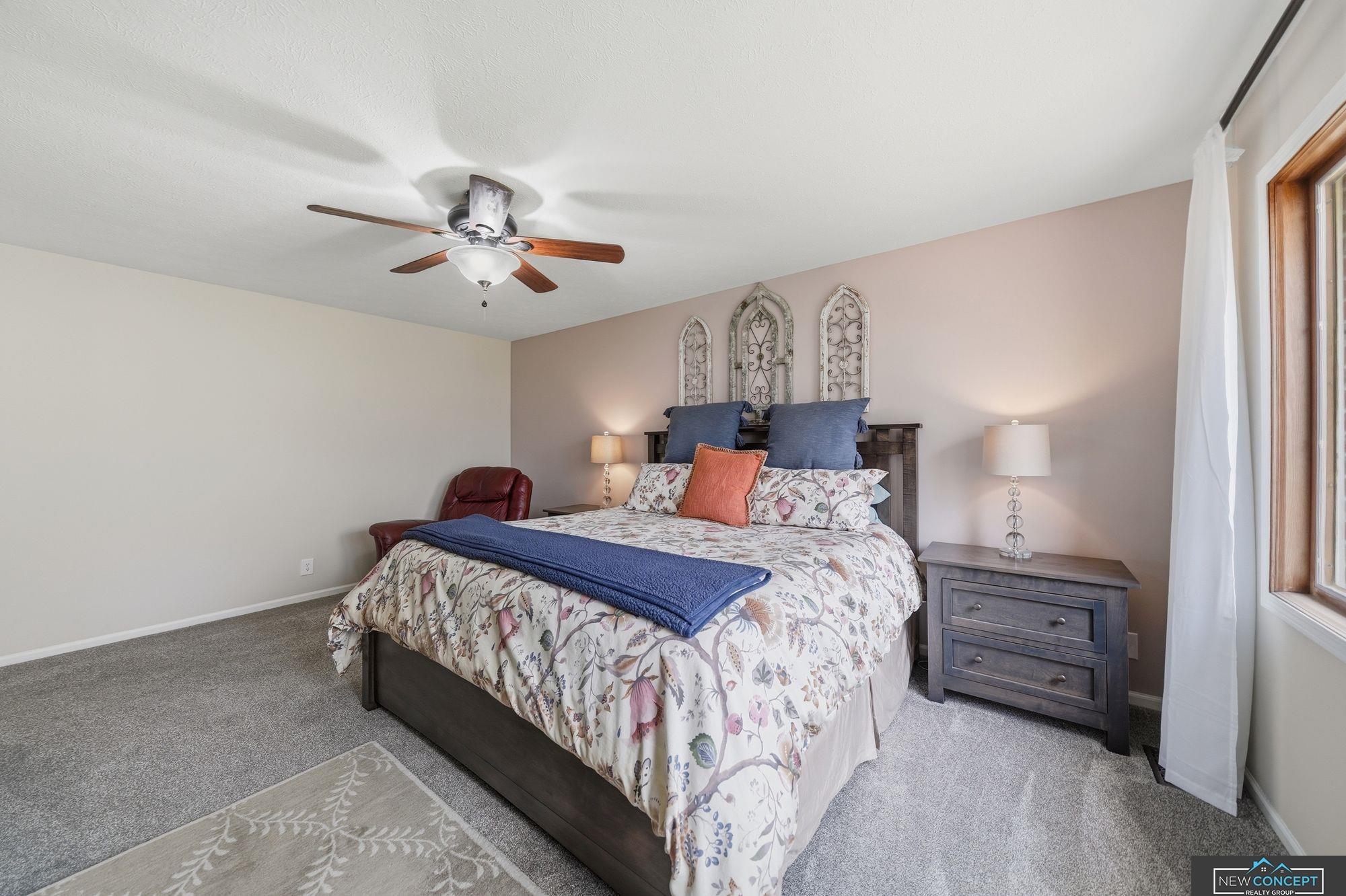 6600 Crooked Creek Drive, Lincoln, NE, 68516