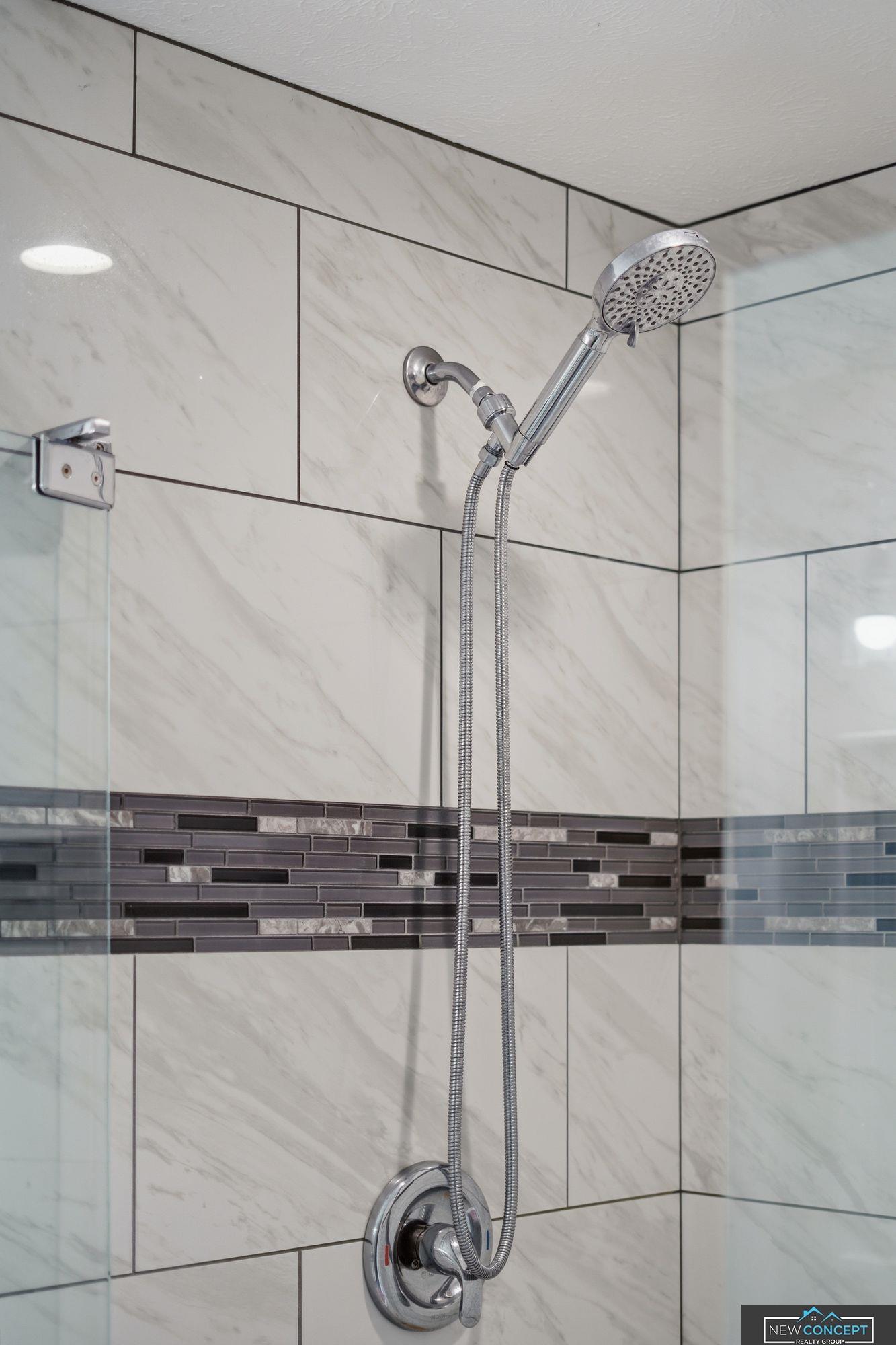 6600 Crooked Creek Drive, Lincoln, NE, 68516