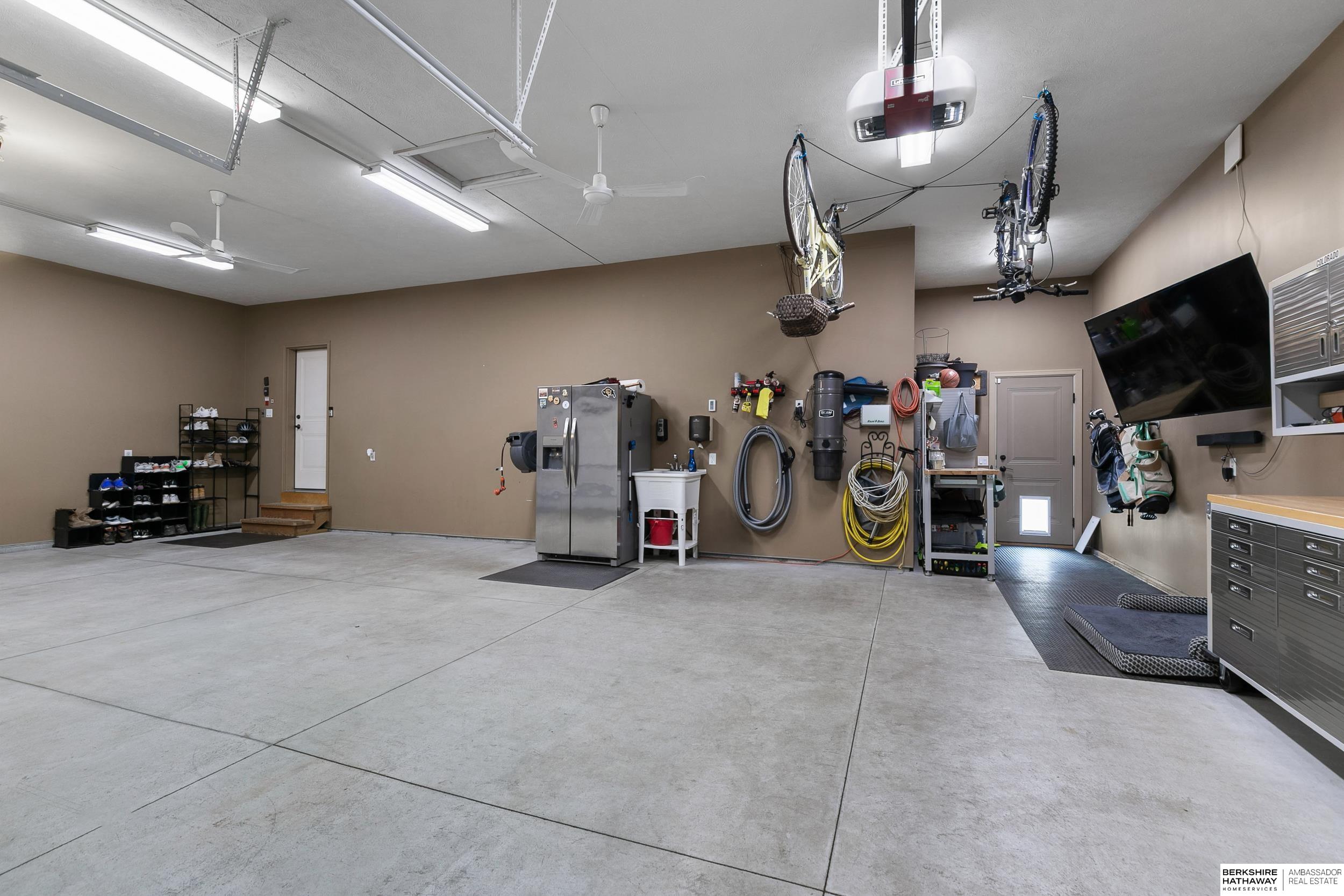 3940 Leesburg Street, Lincoln, NE, 68516