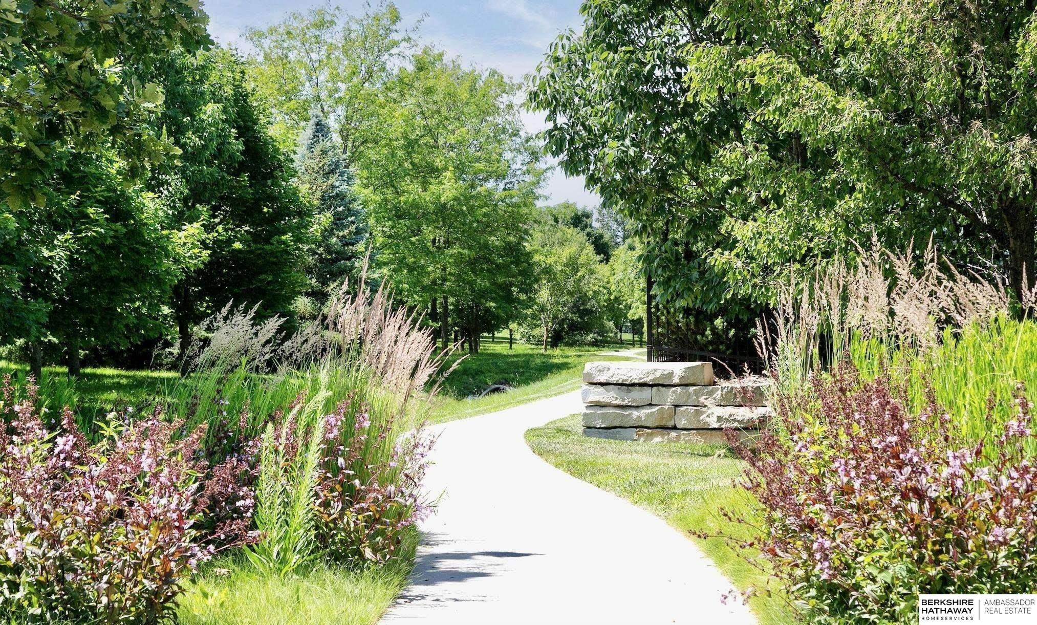 1730 S 220th Avenue, Elkhorn, NE, 68022