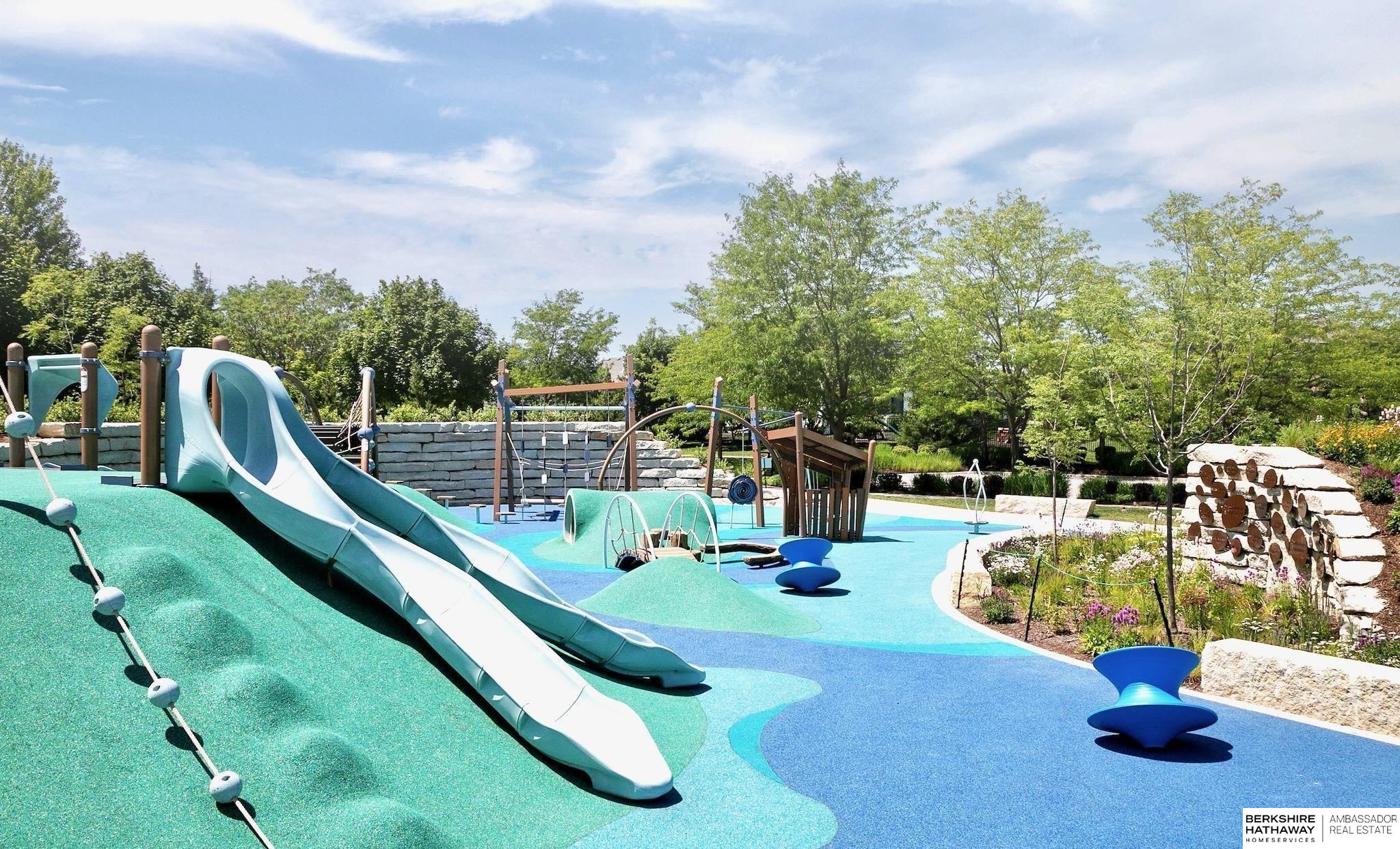 1730 S 220th Avenue, Elkhorn, NE, 68022