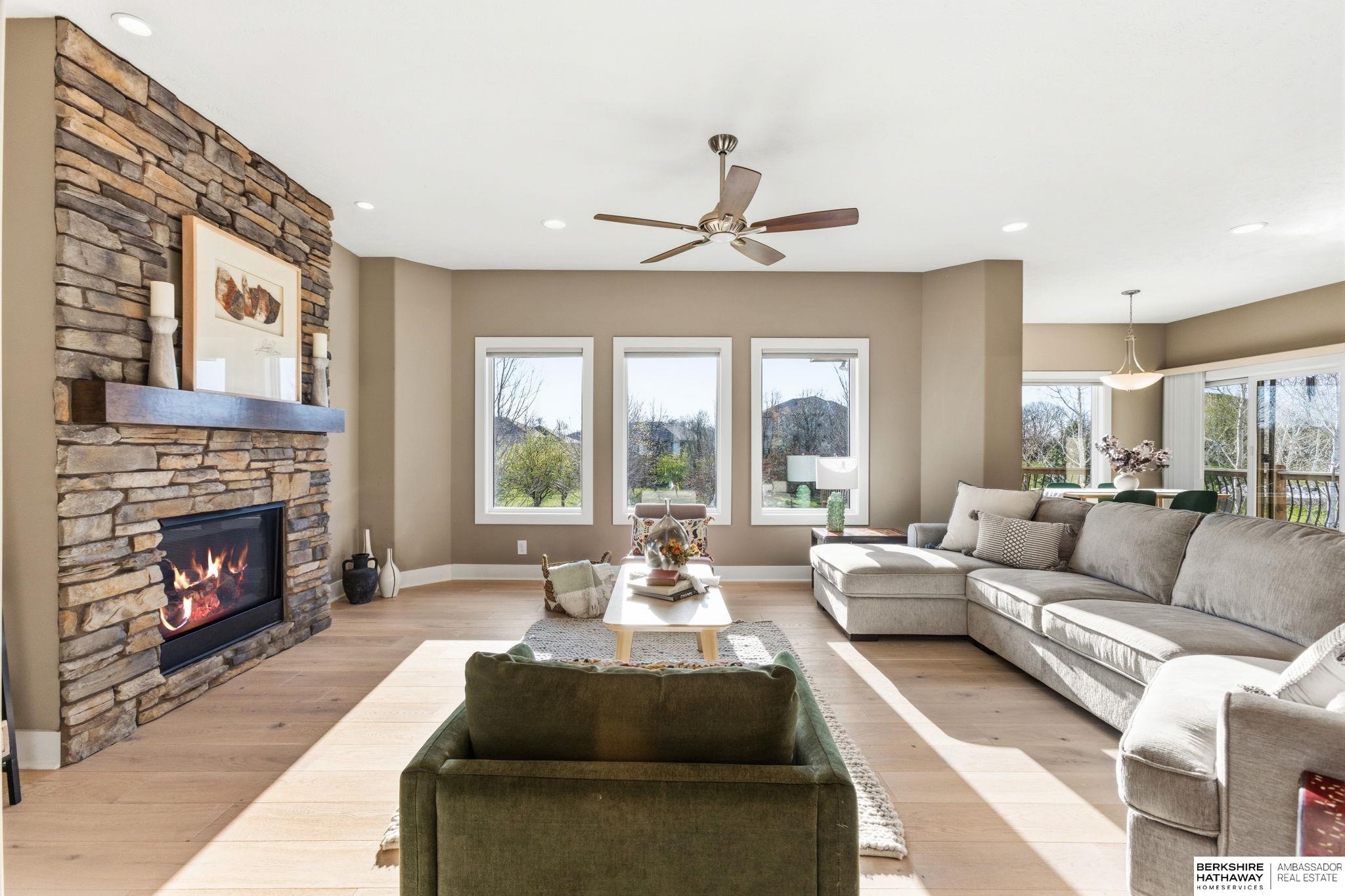 1730 S 220th Avenue, Elkhorn, NE, 68022