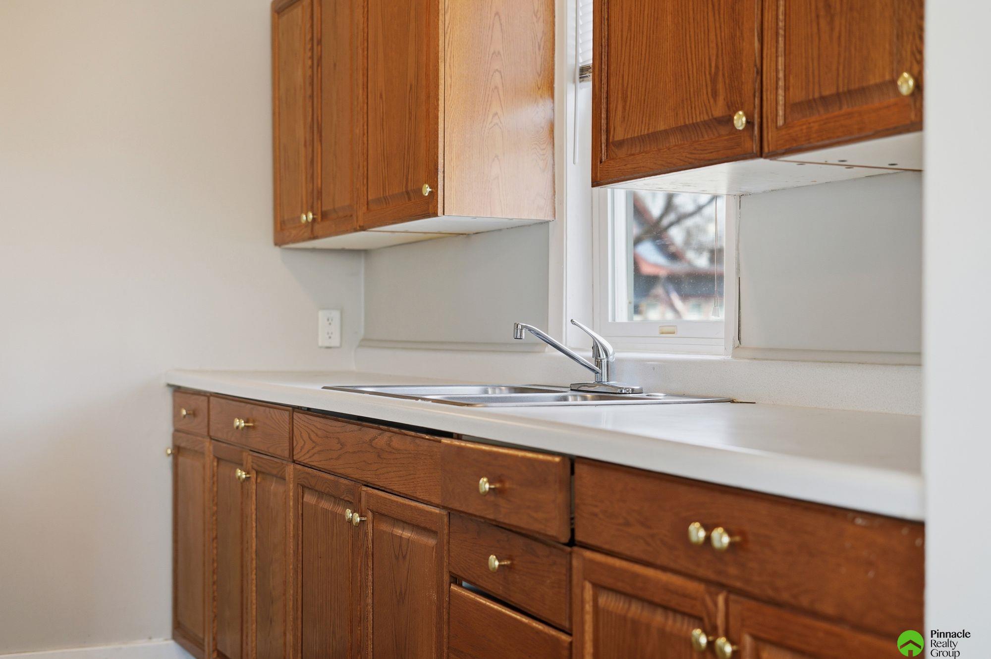 4919 Leighton Avenue, Lincoln, NE, 68504