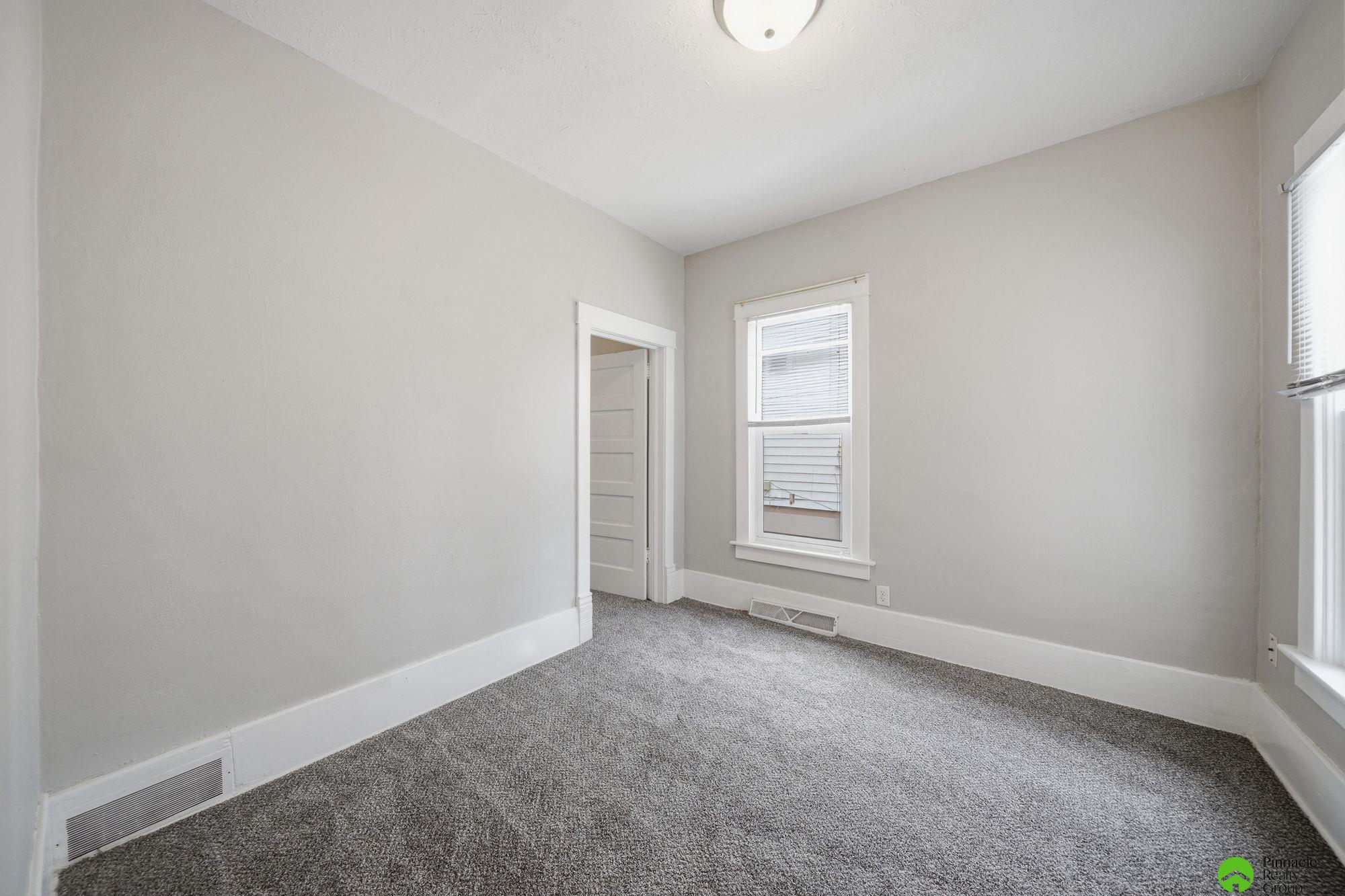 4919 Leighton Avenue, Lincoln, NE, 68504