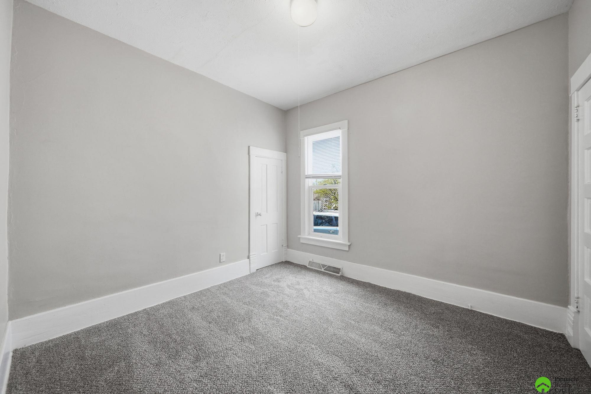 4919 Leighton Avenue, Lincoln, NE, 68504