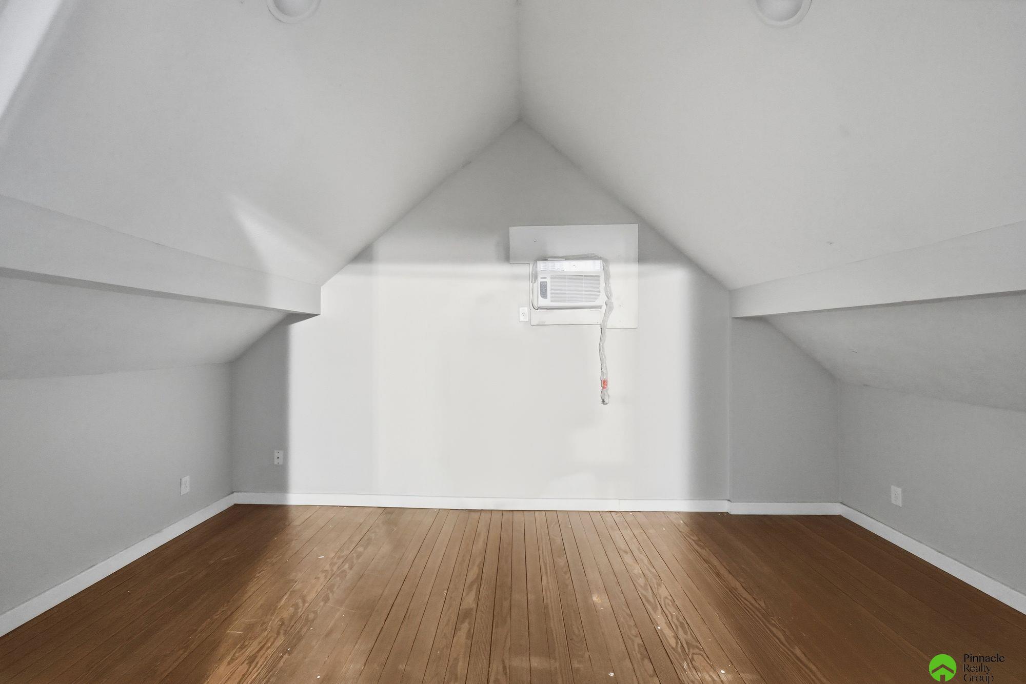 4919 Leighton Avenue, Lincoln, NE, 68504