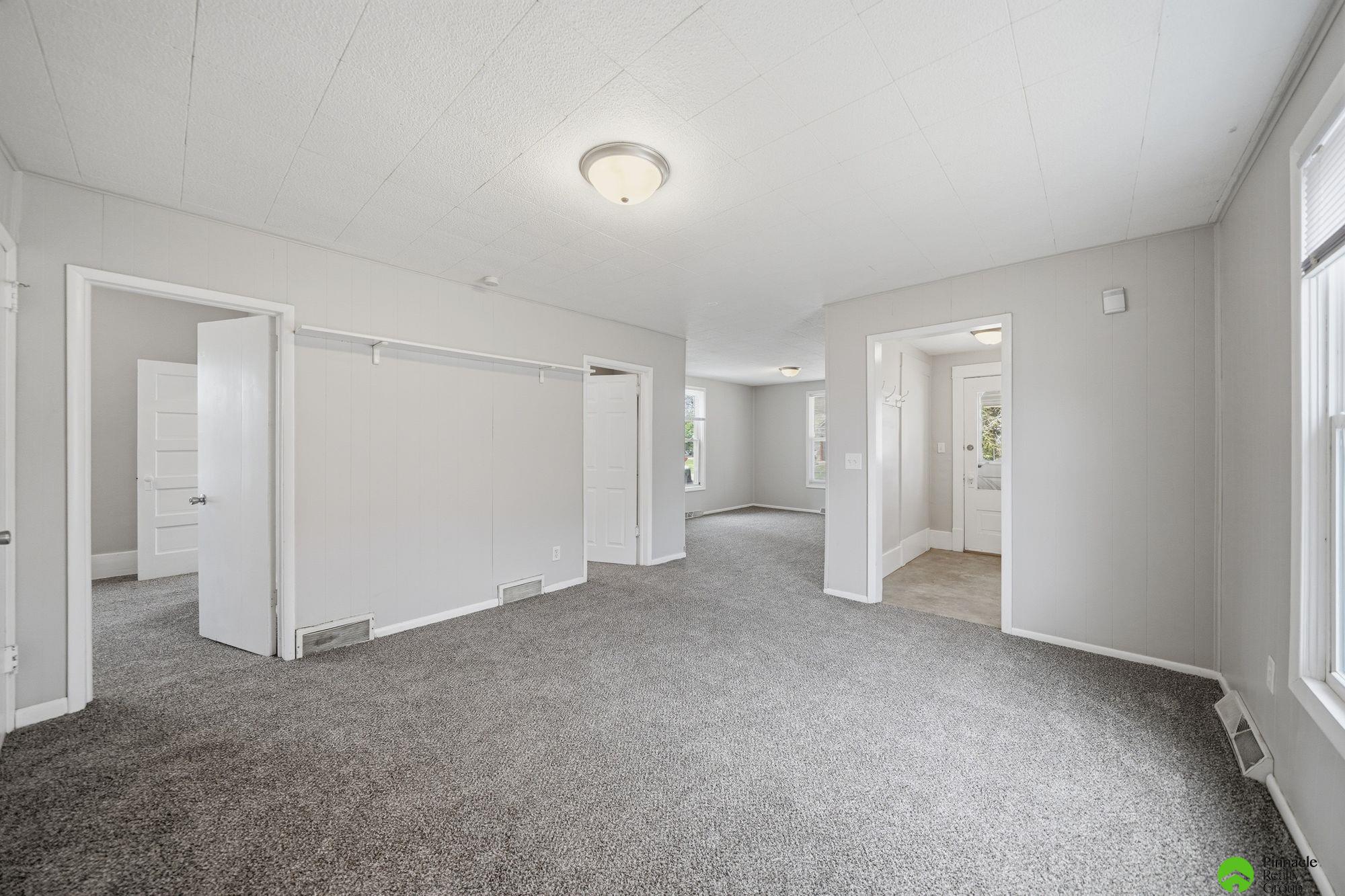 4919 Leighton Avenue, Lincoln, NE, 68504