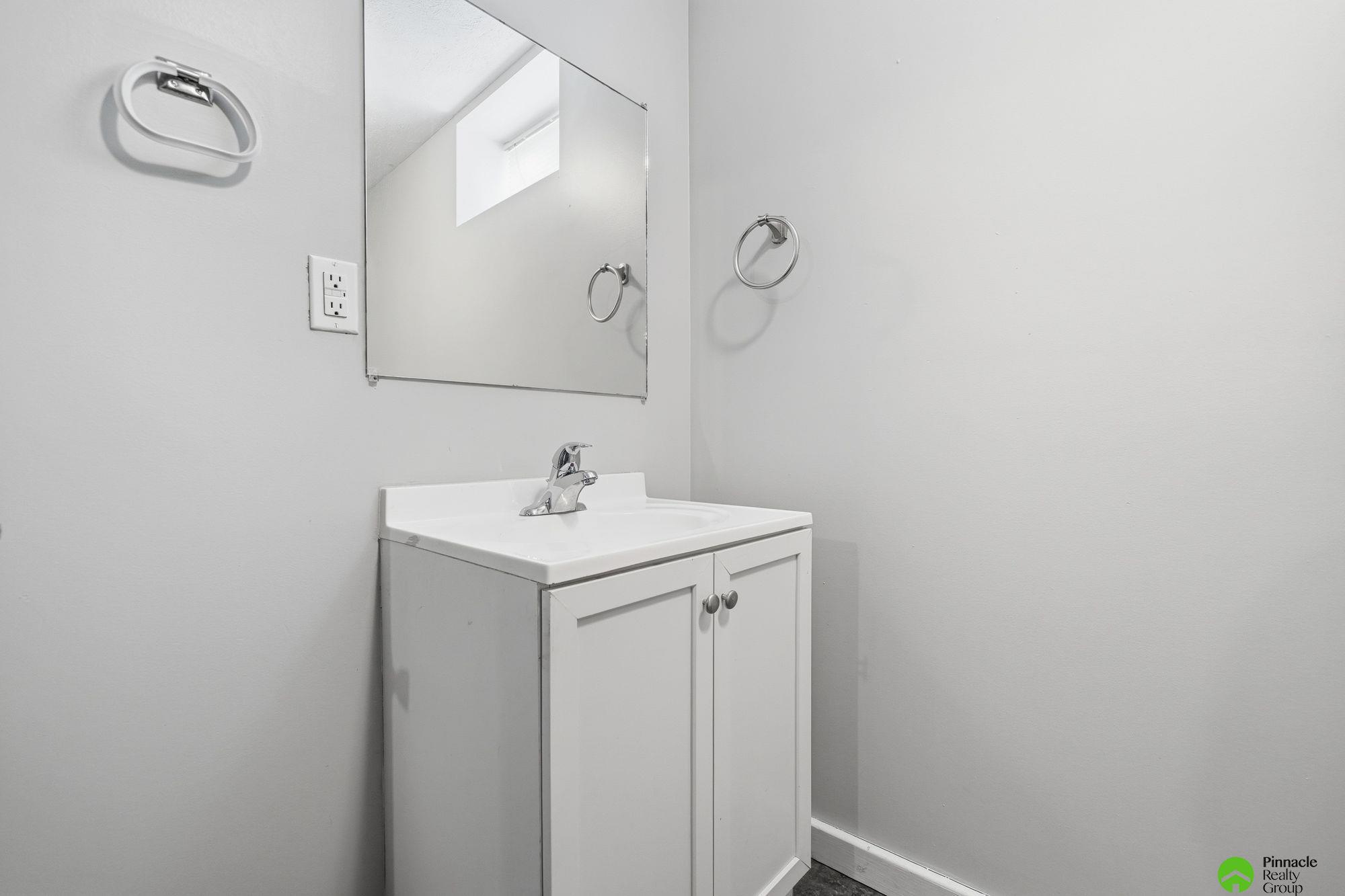 4919 Leighton Avenue, Lincoln, NE, 68504