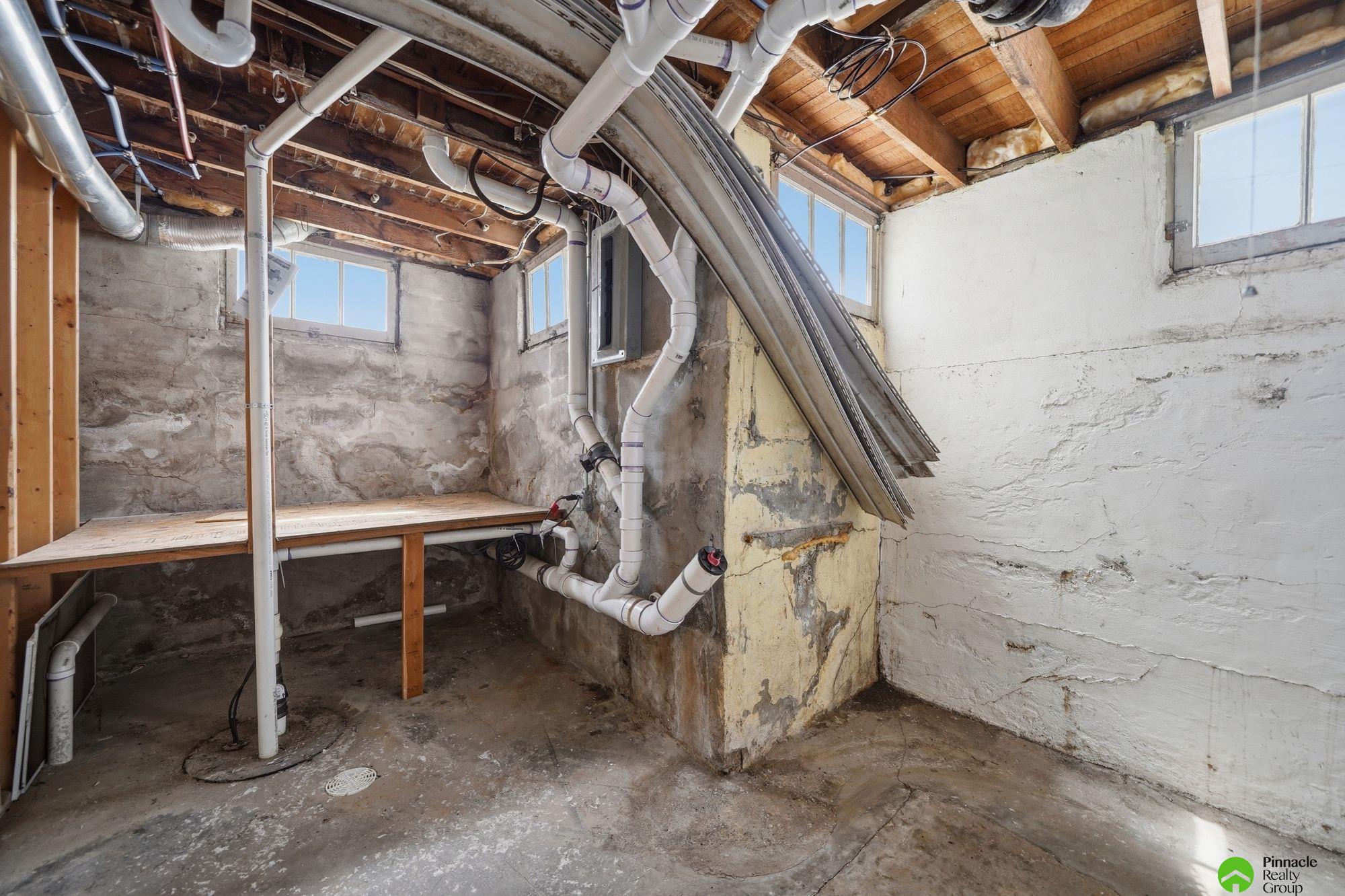 4919 Leighton Avenue, Lincoln, NE, 68504