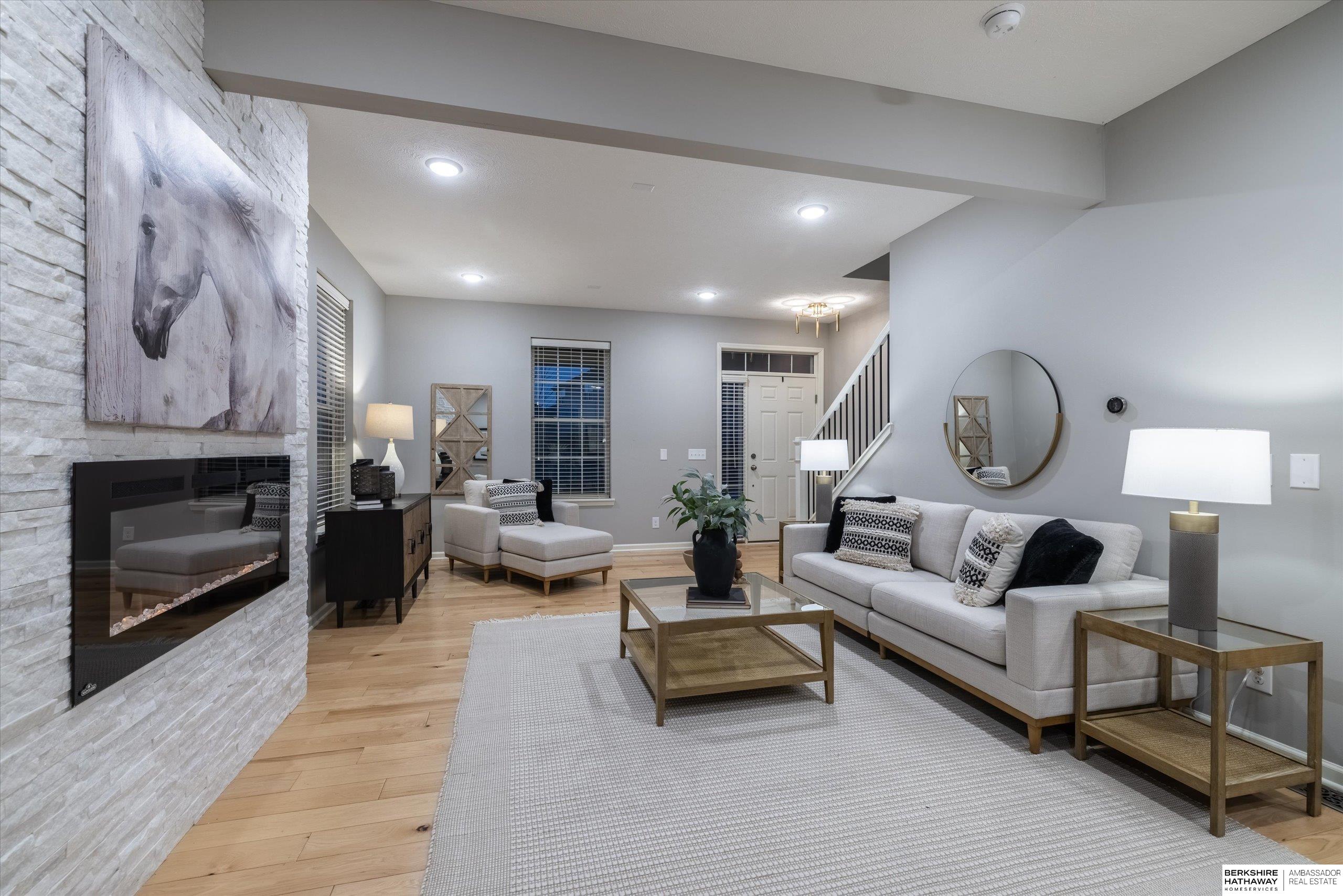 20459 E Street, Omaha, NE, 68022