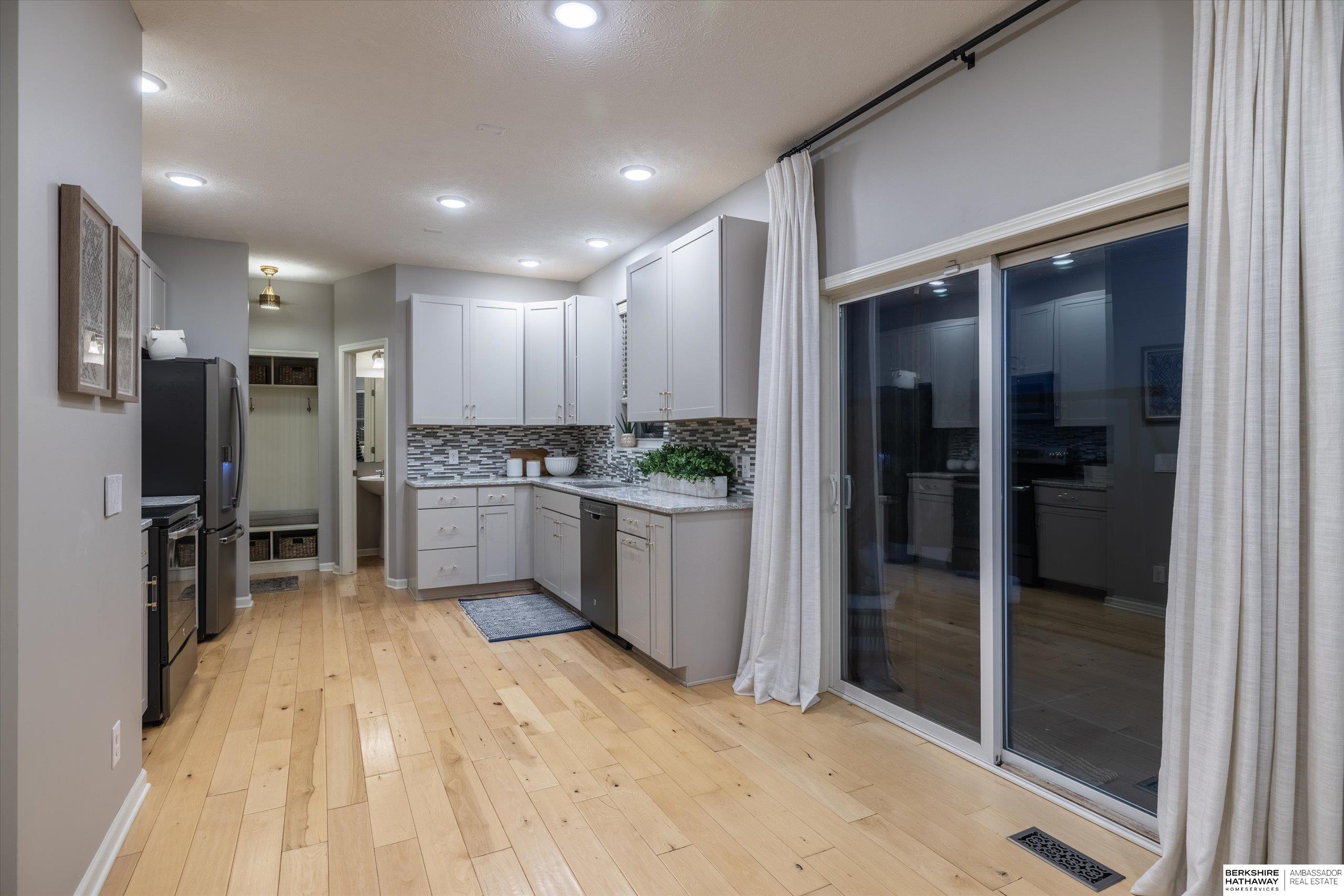 20459 E Street, Omaha, NE, 68022