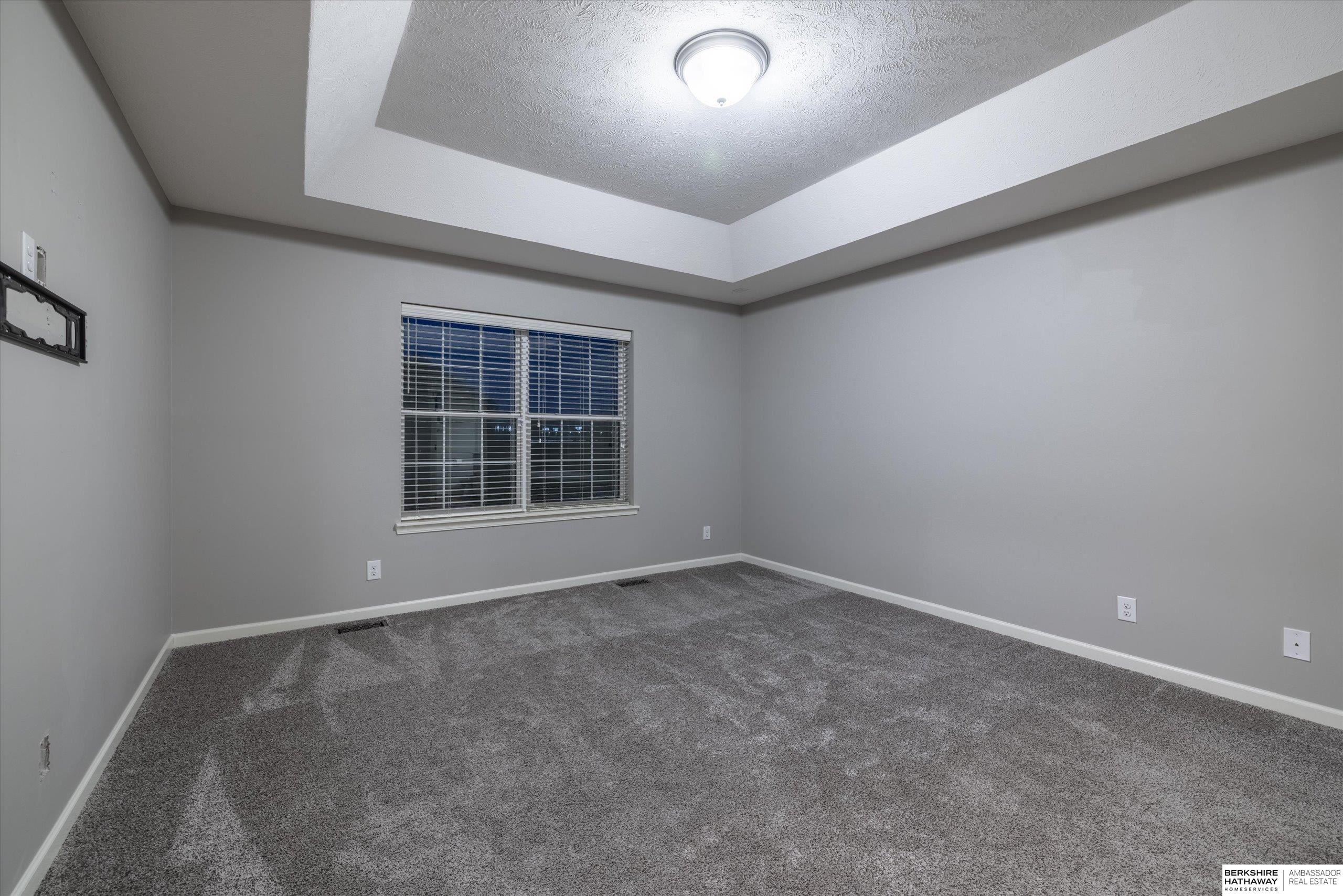 20459 E Street, Omaha, NE, 68022