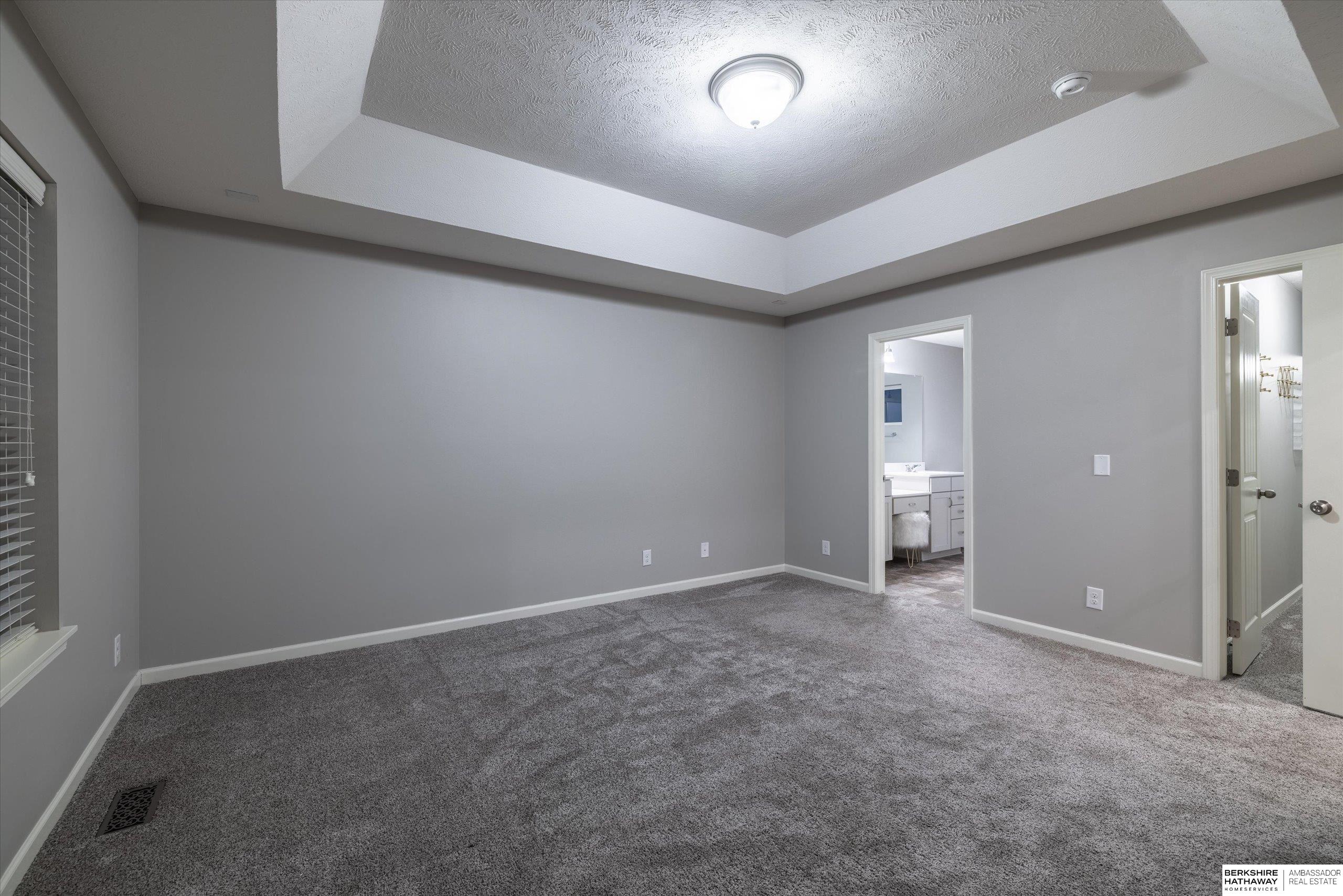 20459 E Street, Omaha, NE, 68022