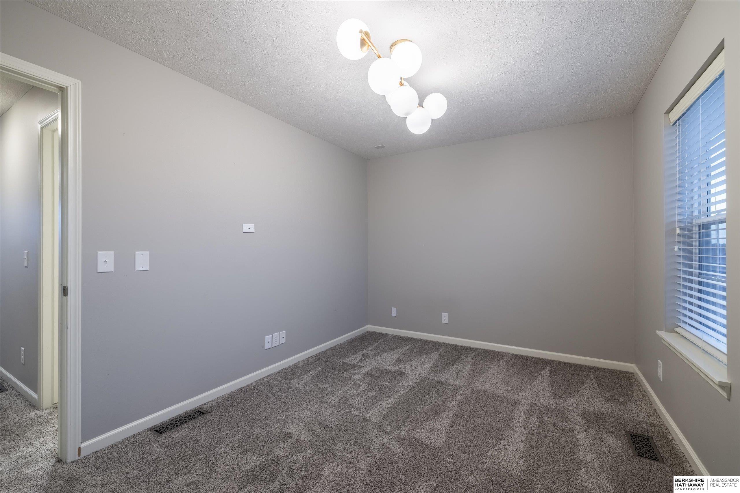 20459 E Street, Omaha, NE, 68022