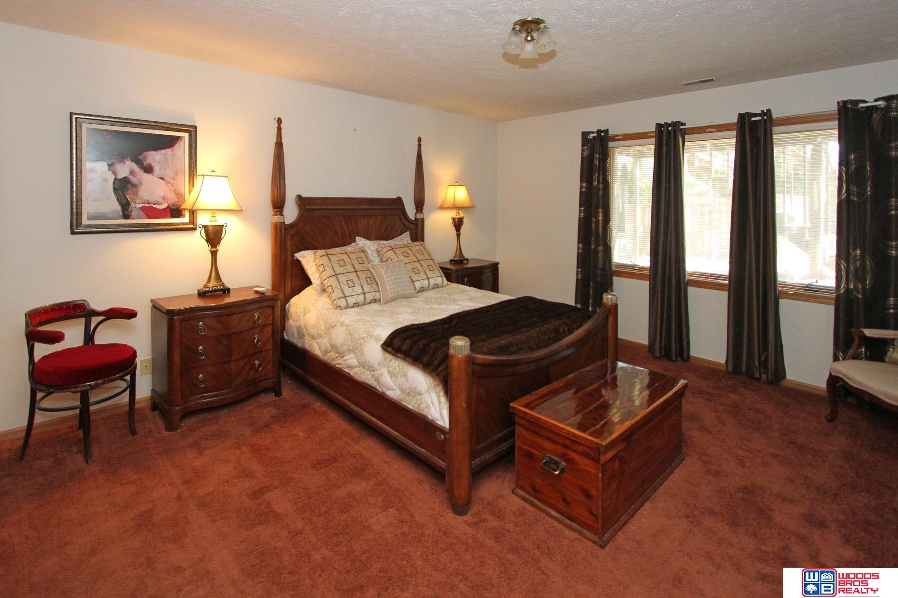 740 Lancashire Court, Lincoln, NE, 68510