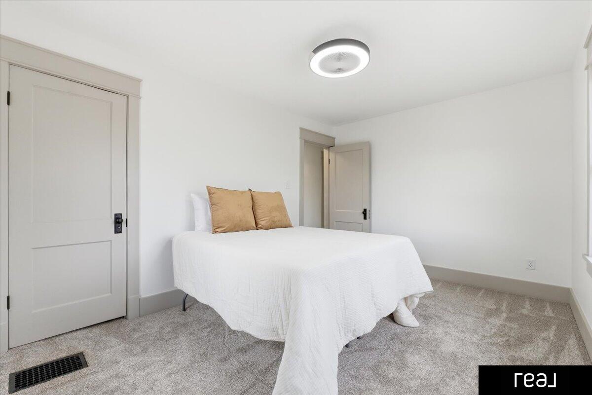 19378 Mudhollow Road, Council Bluffs, IA, 51503