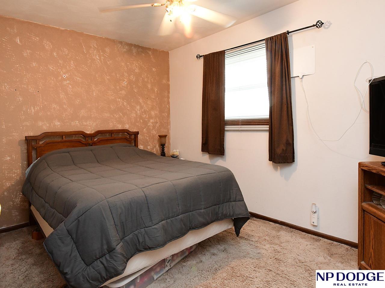 11217 X Street, Omaha, NE, 68137