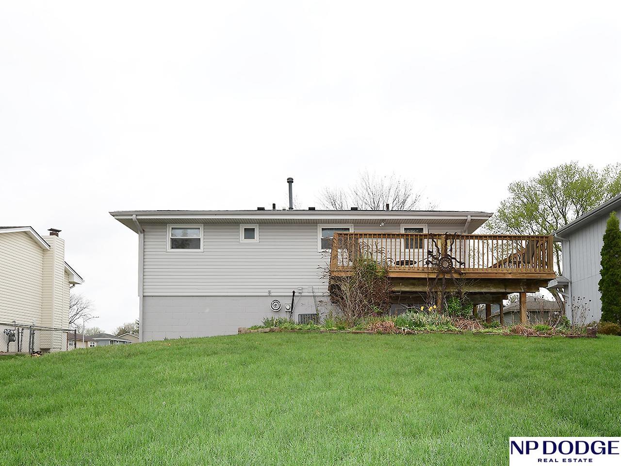 11217 X Street, Omaha, NE, 68137