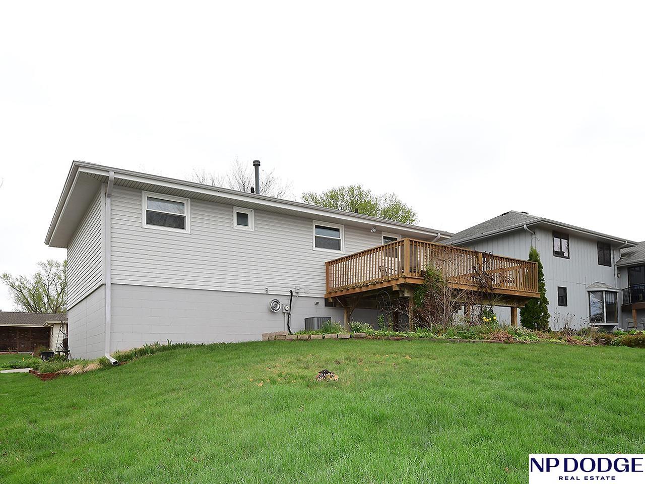 11217 X Street, Omaha, NE, 68137