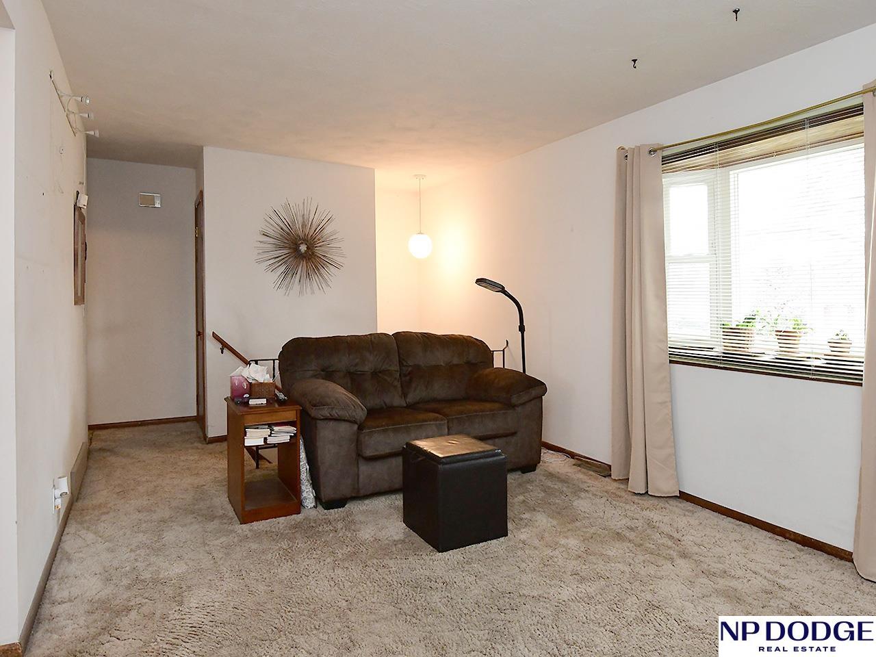 11217 X Street, Omaha, NE, 68137