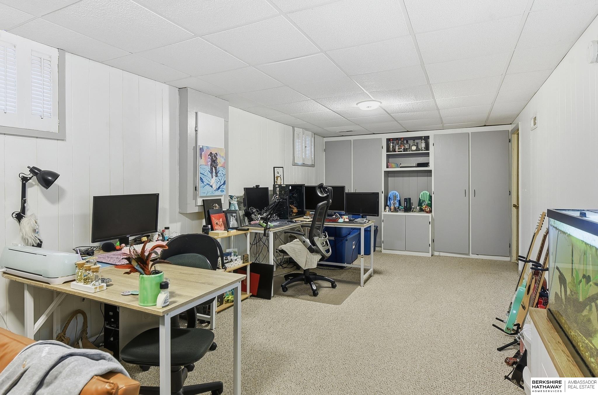 406 Robinson Avenue, Bellevue, NE, 68005