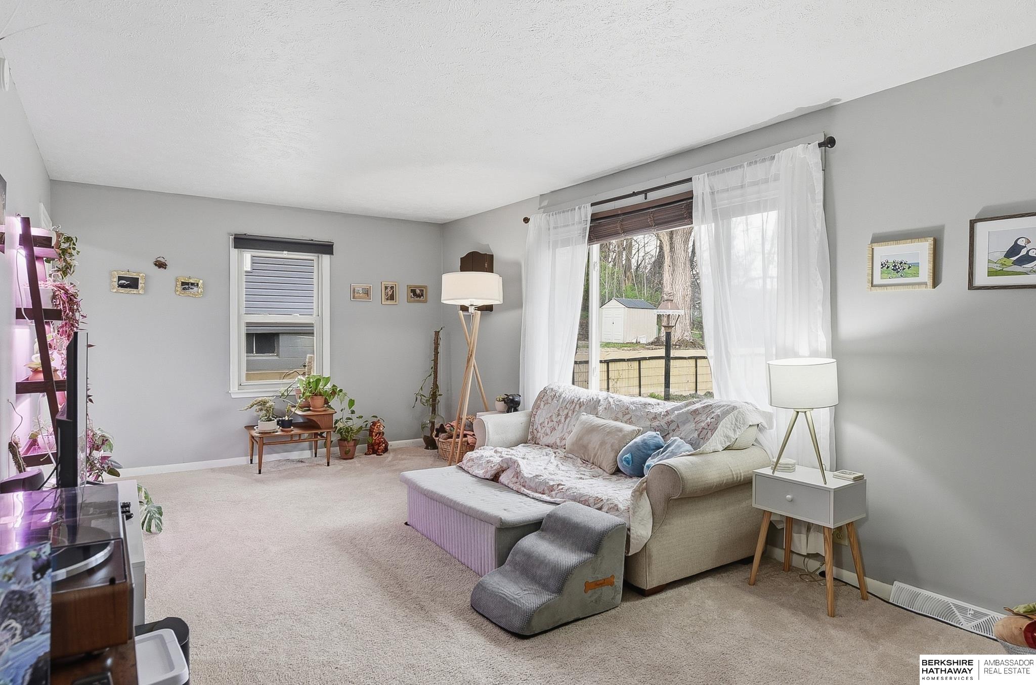 406 Robinson Avenue, Bellevue, NE, 68005