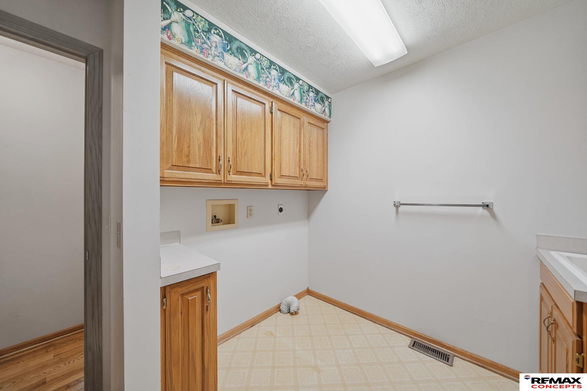 7644 Baldwin Avenue, Lincoln, NE, 68507