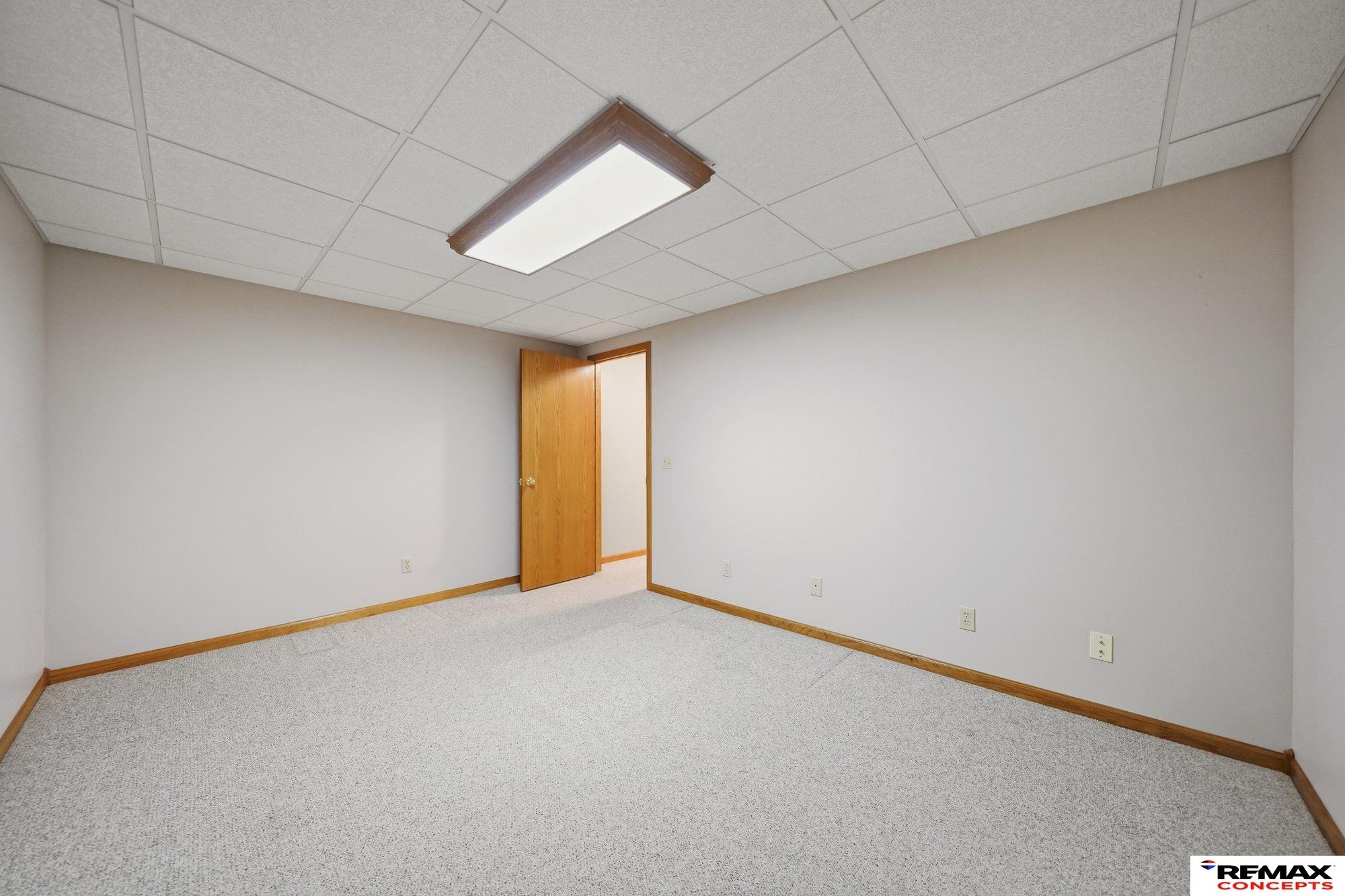 7644 Baldwin Avenue, Lincoln, NE, 68507