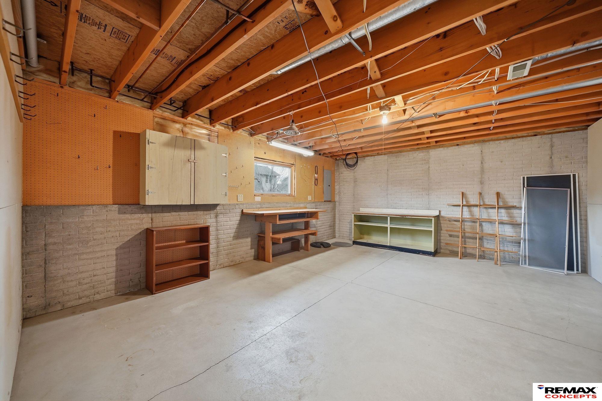 7644 Baldwin Avenue, Lincoln, NE, 68507