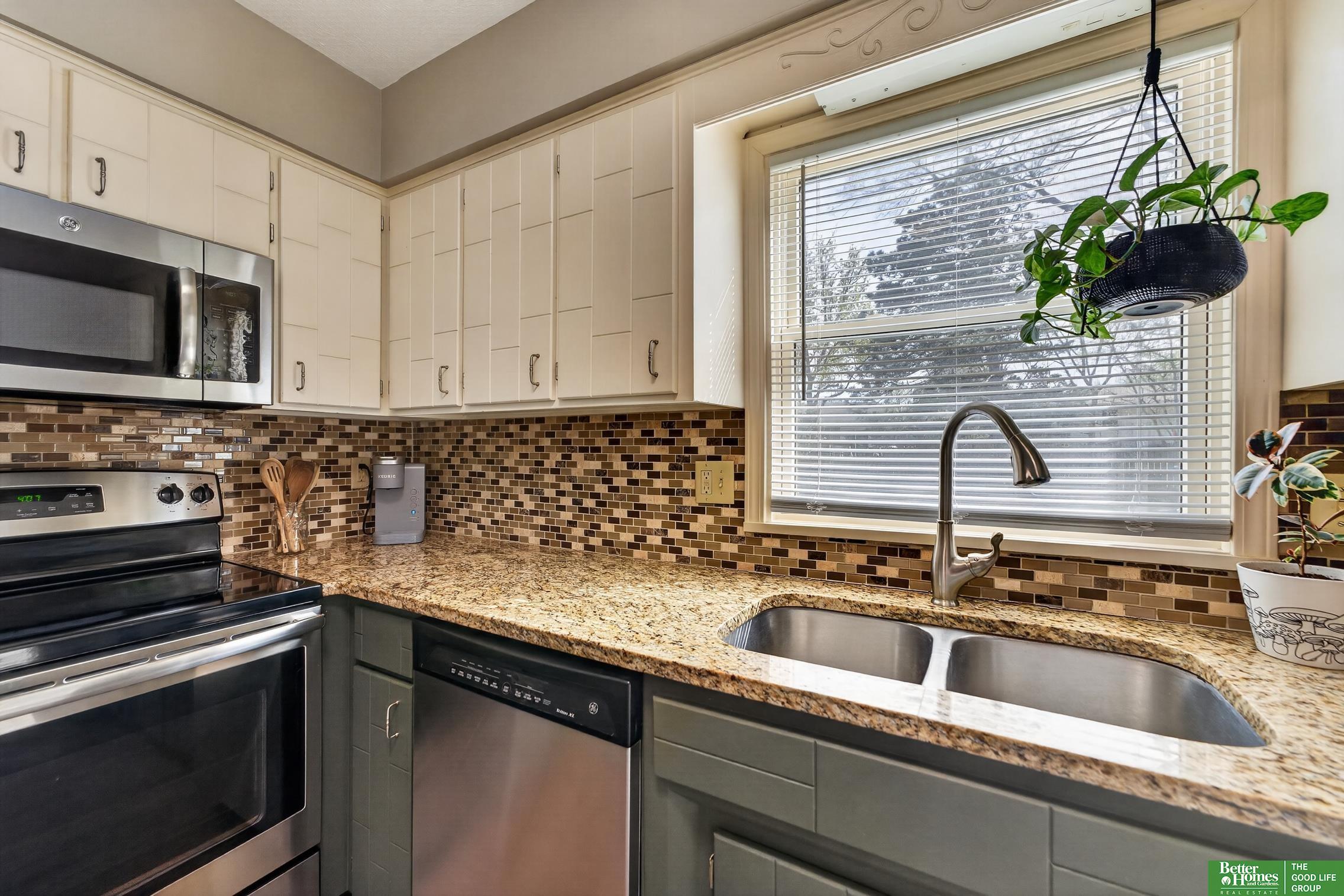 5940 137th Circle, Omaha, NE, 68137