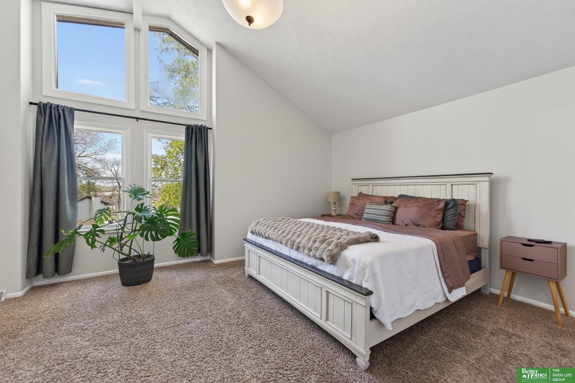 5940 137th Circle, Omaha, NE, 68137