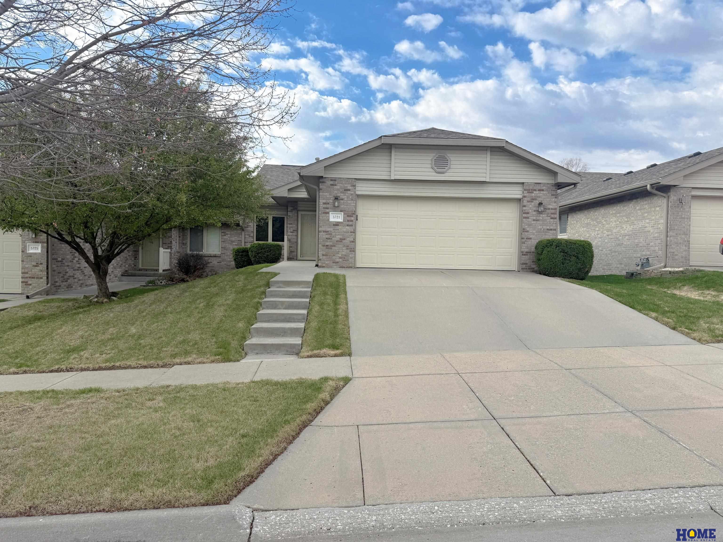 8837 S 47th Street, Lincoln, NE, 68516