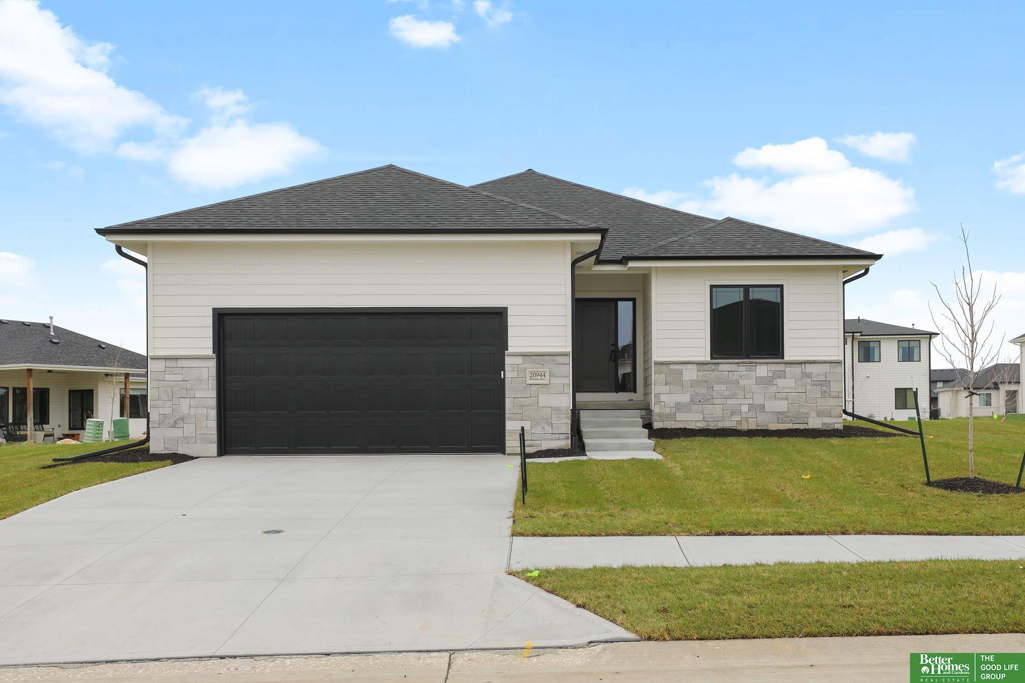 20944 Ellison Avenue, Elkhorn, NE, 68022