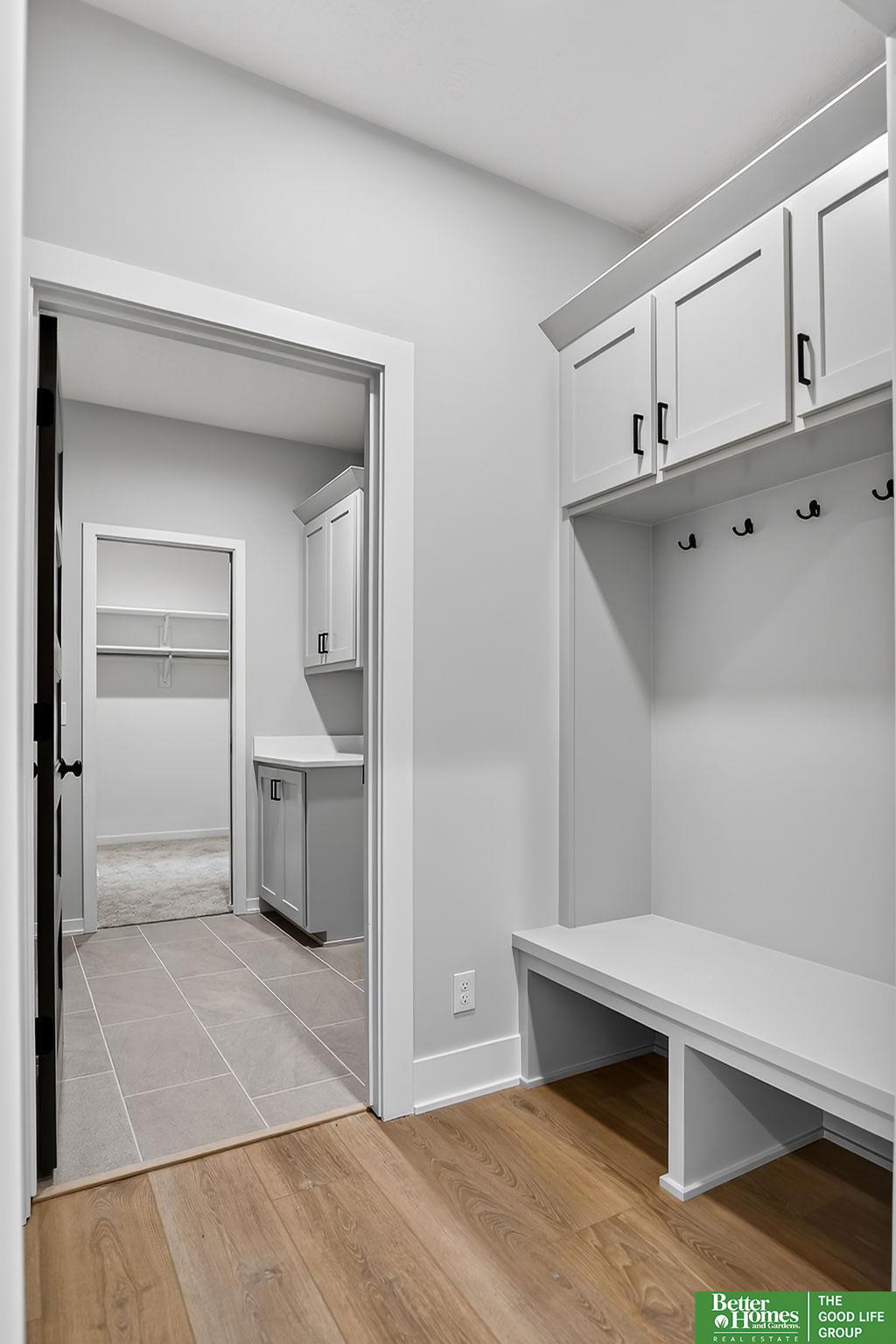 20944 Ellison Avenue, Elkhorn, NE, 68022