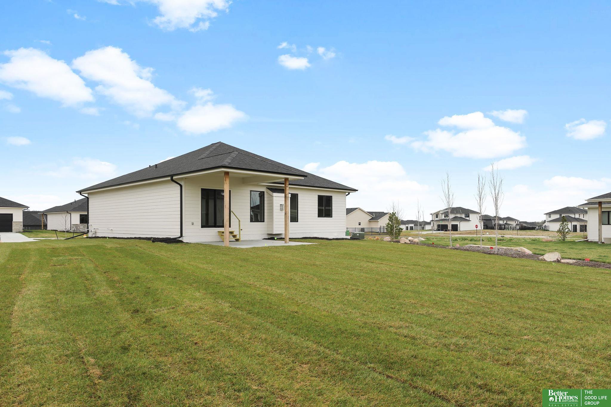 20944 Ellison Avenue, Elkhorn, NE, 68022