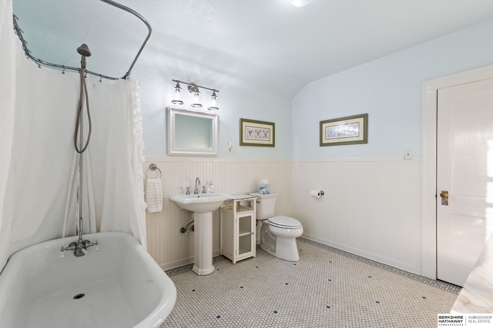 408 Hillside Avenue, Yutan, NE, 68073