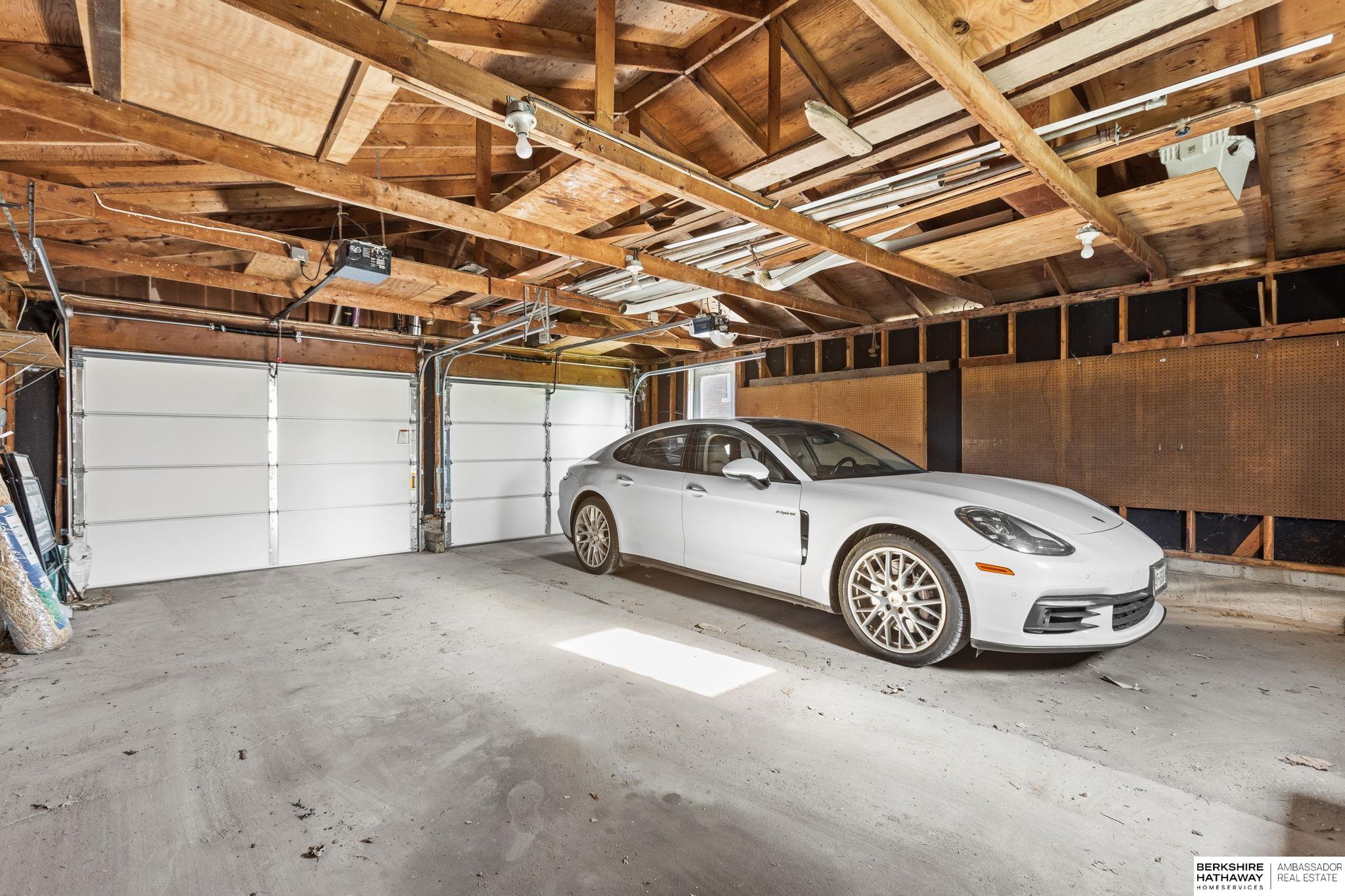 408 Hillside Avenue, Yutan, NE, 68073
