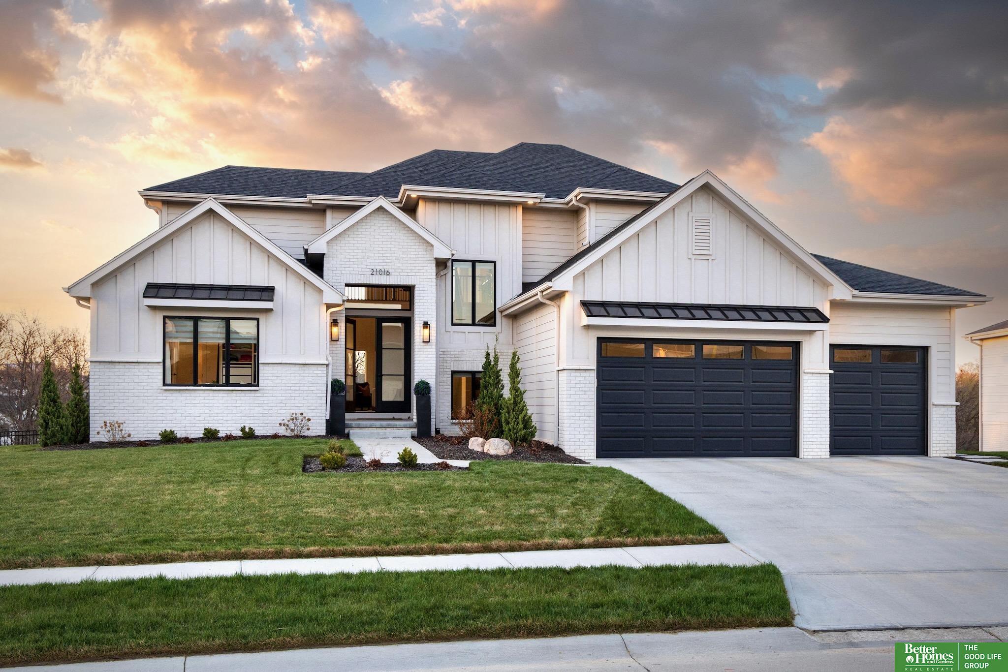 21313 Hickory Street, Omaha, NE, 68022