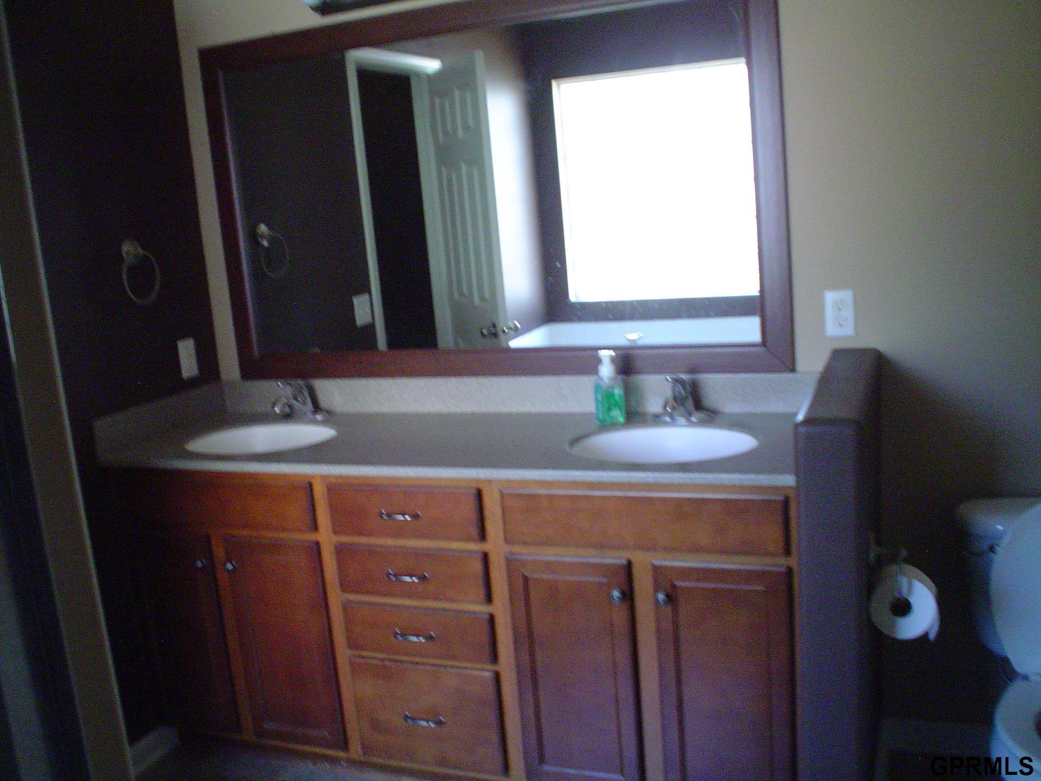 4309 Edgerton Drive, Bellevue, NE, 68123