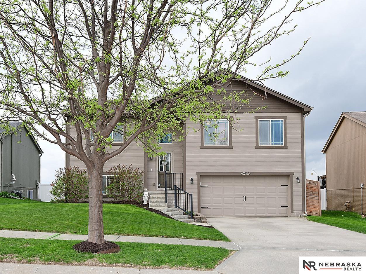 16257 Saratoga Street, Omaha