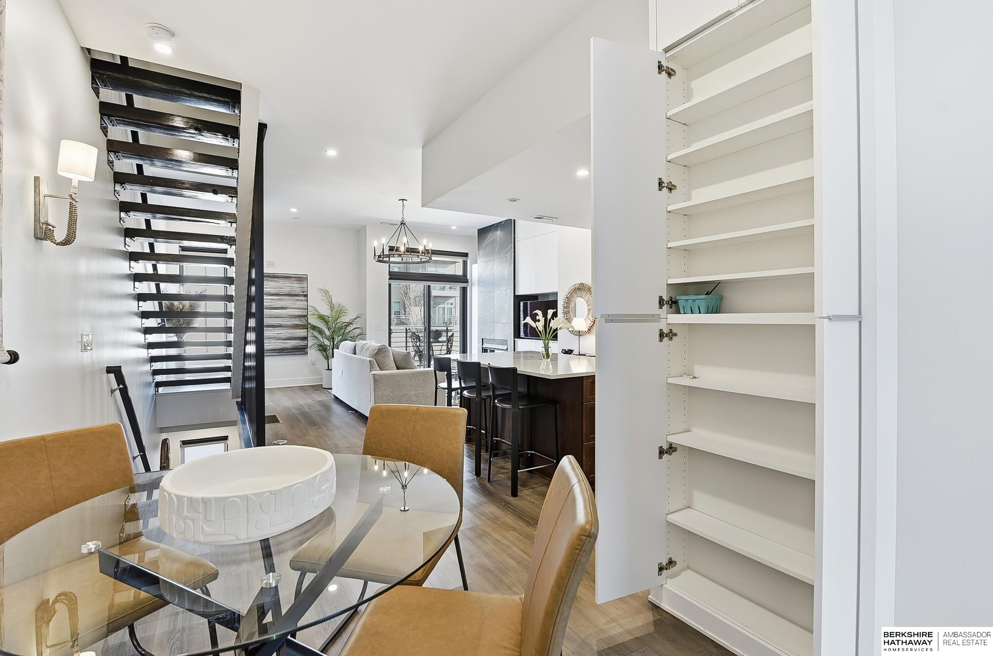 2208 64th Avenue, Omaha, NE, 68106