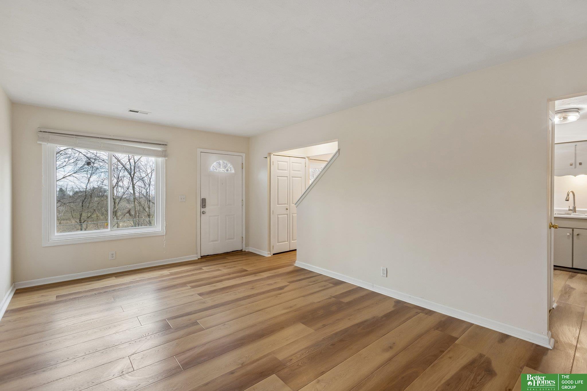 166 Arbor Court, Omaha, NE, 68108