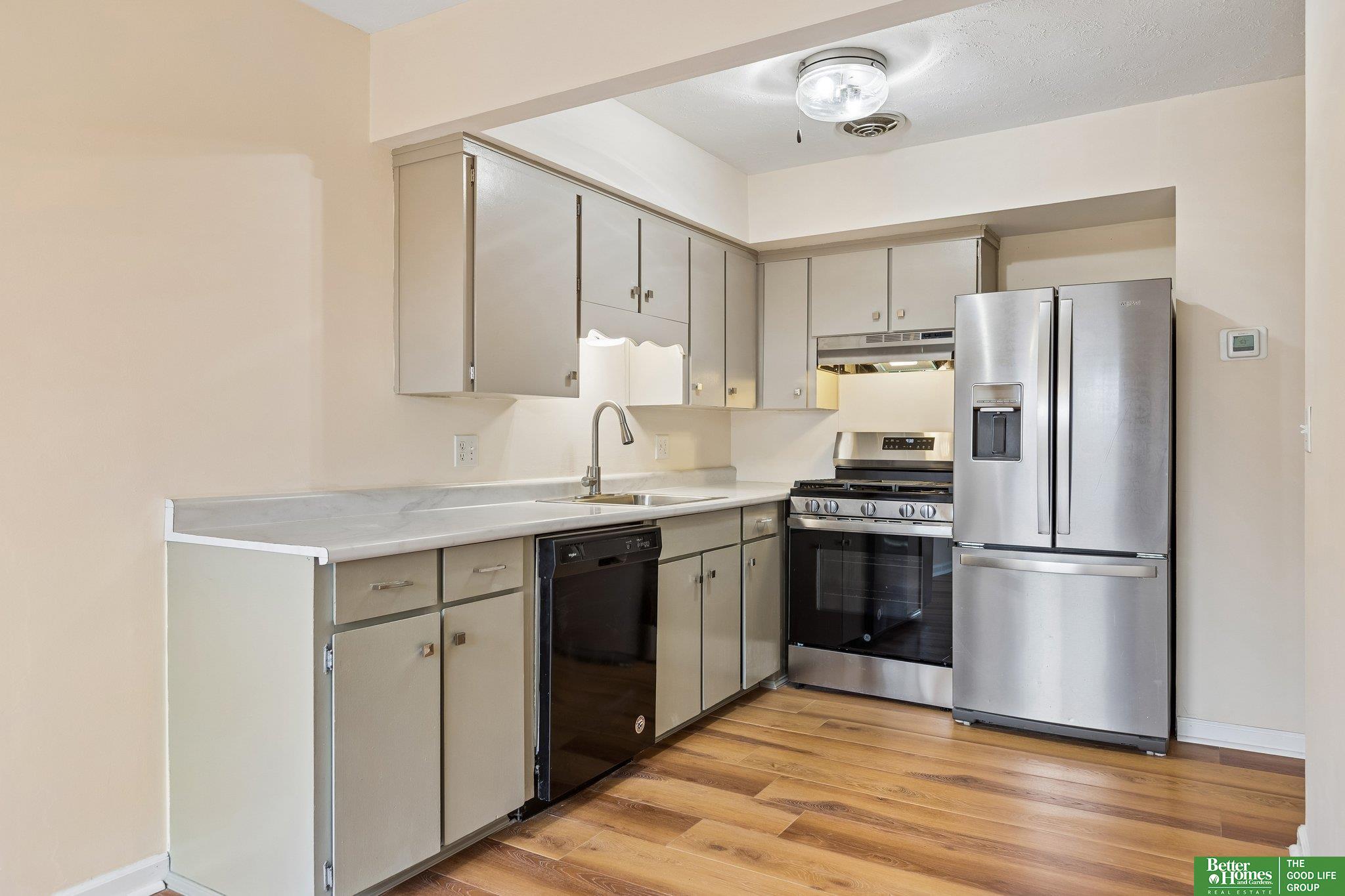 166 Arbor Court, Omaha, NE, 68108