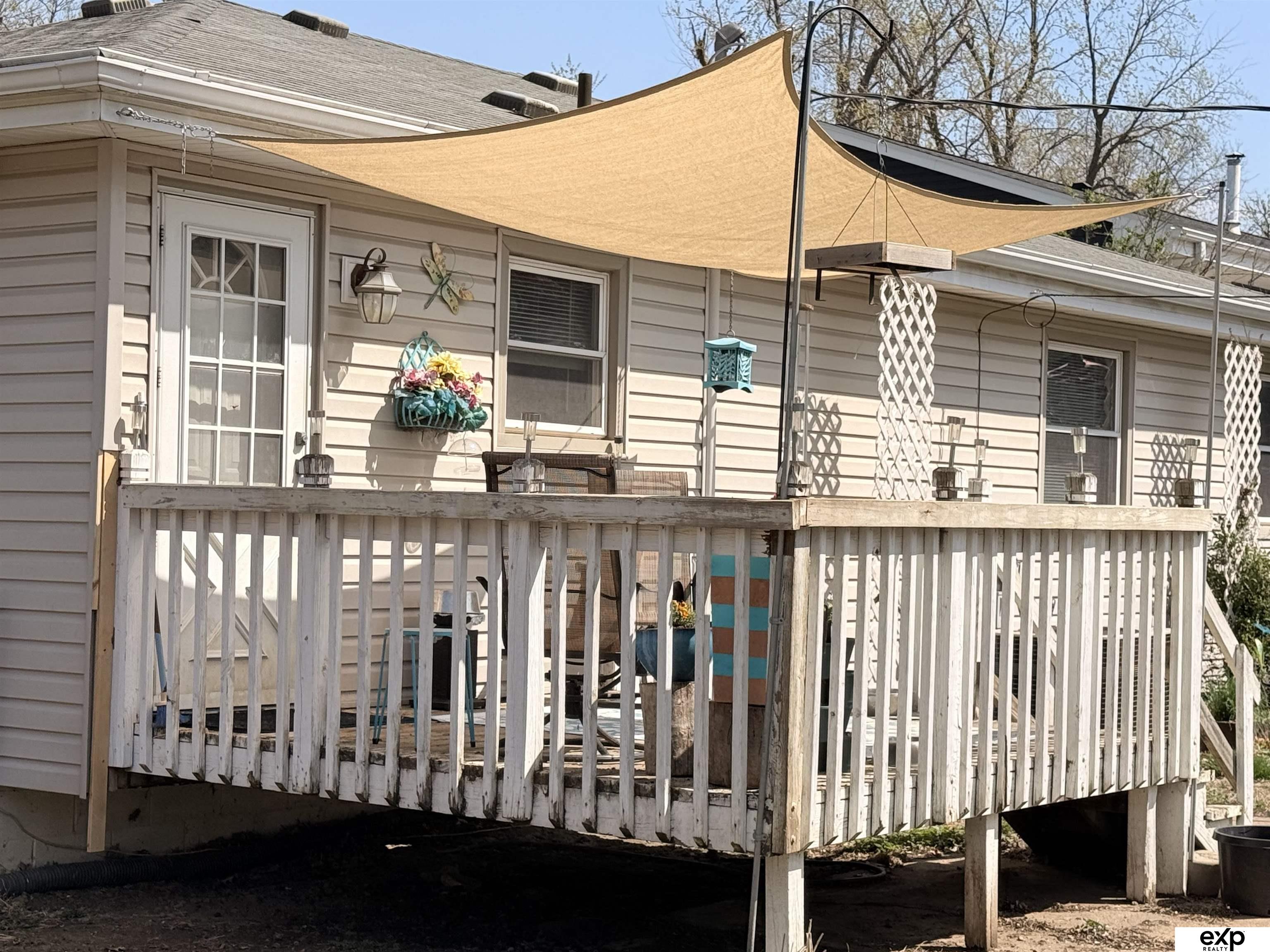 8759 S Glenview Drive, La Vista, NE, 68128