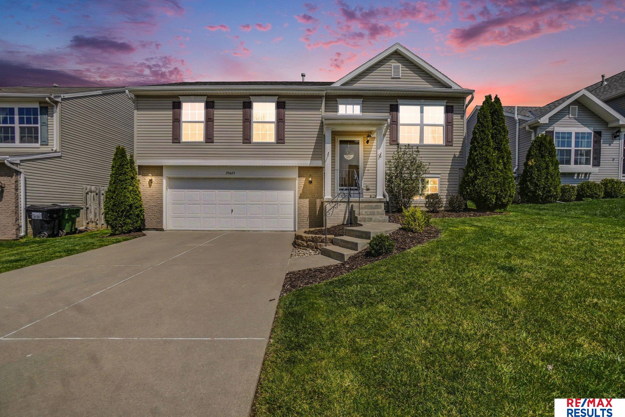 19618 Gail Avenue, Omaha, NE, 68135-0000